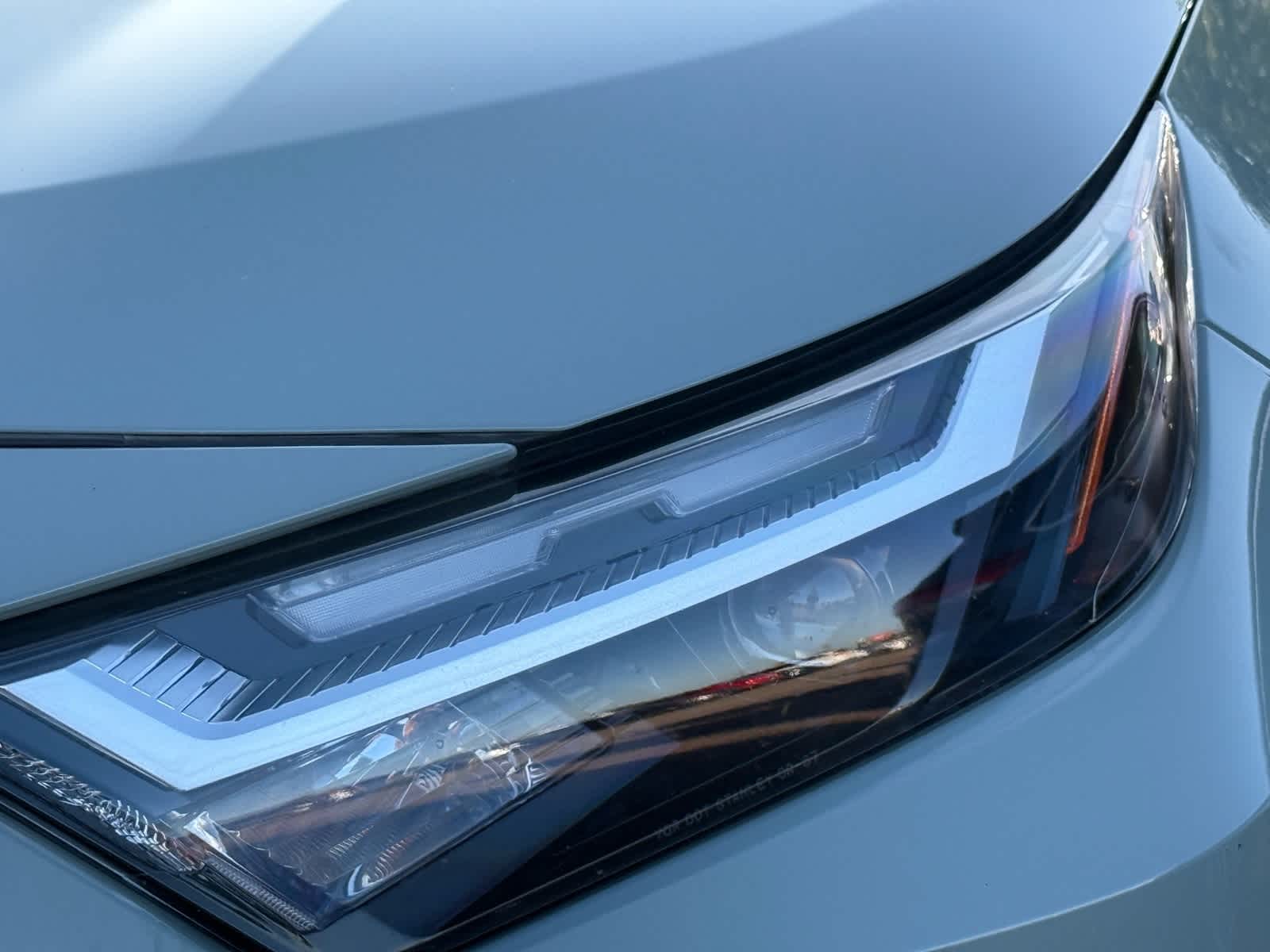 Thumbnail: 2022 Toyota RAV4 - 18