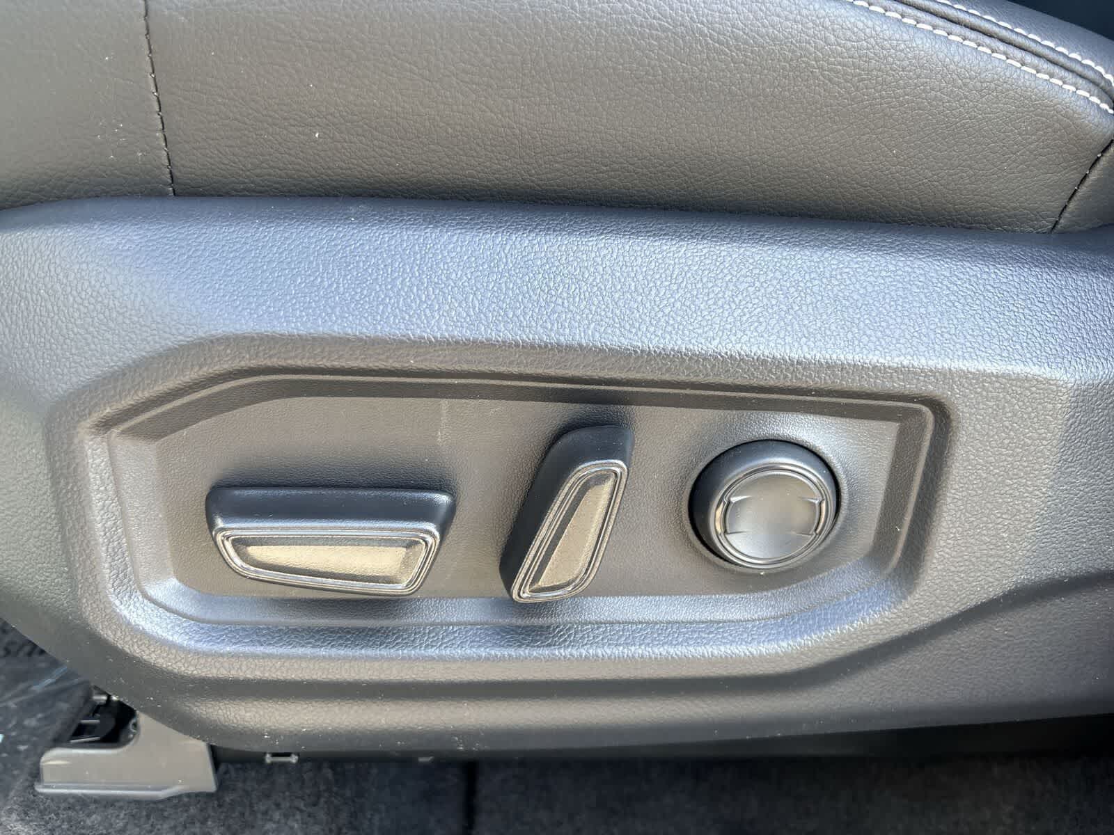 Thumbnail: 2026 Toyota Tundra - 18