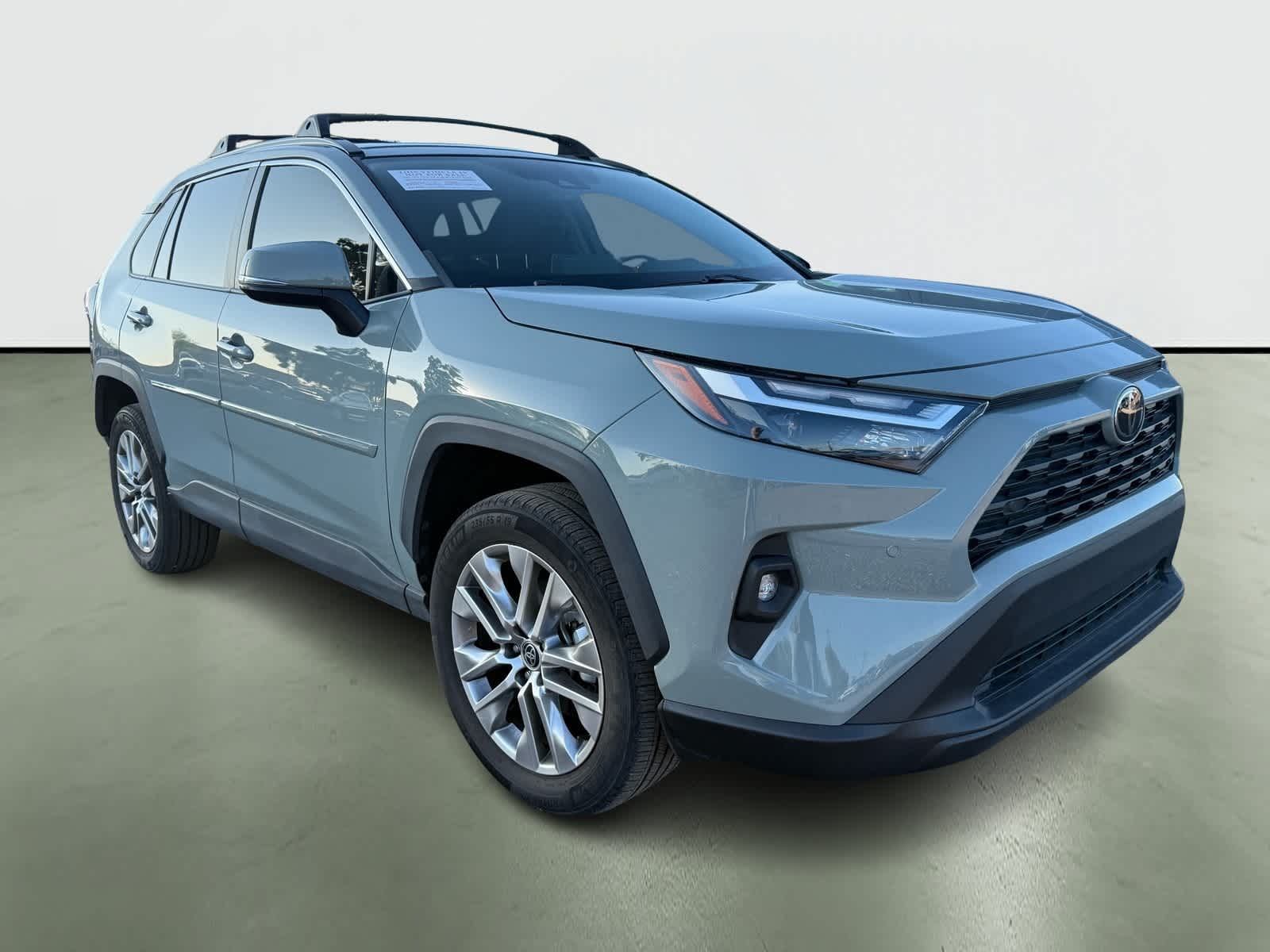 Thumbnail: 2022 Toyota RAV4 - 5