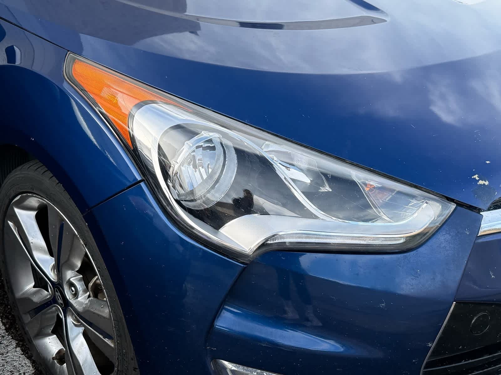 Thumbnail: 2017 Hyundai Veloster - 21