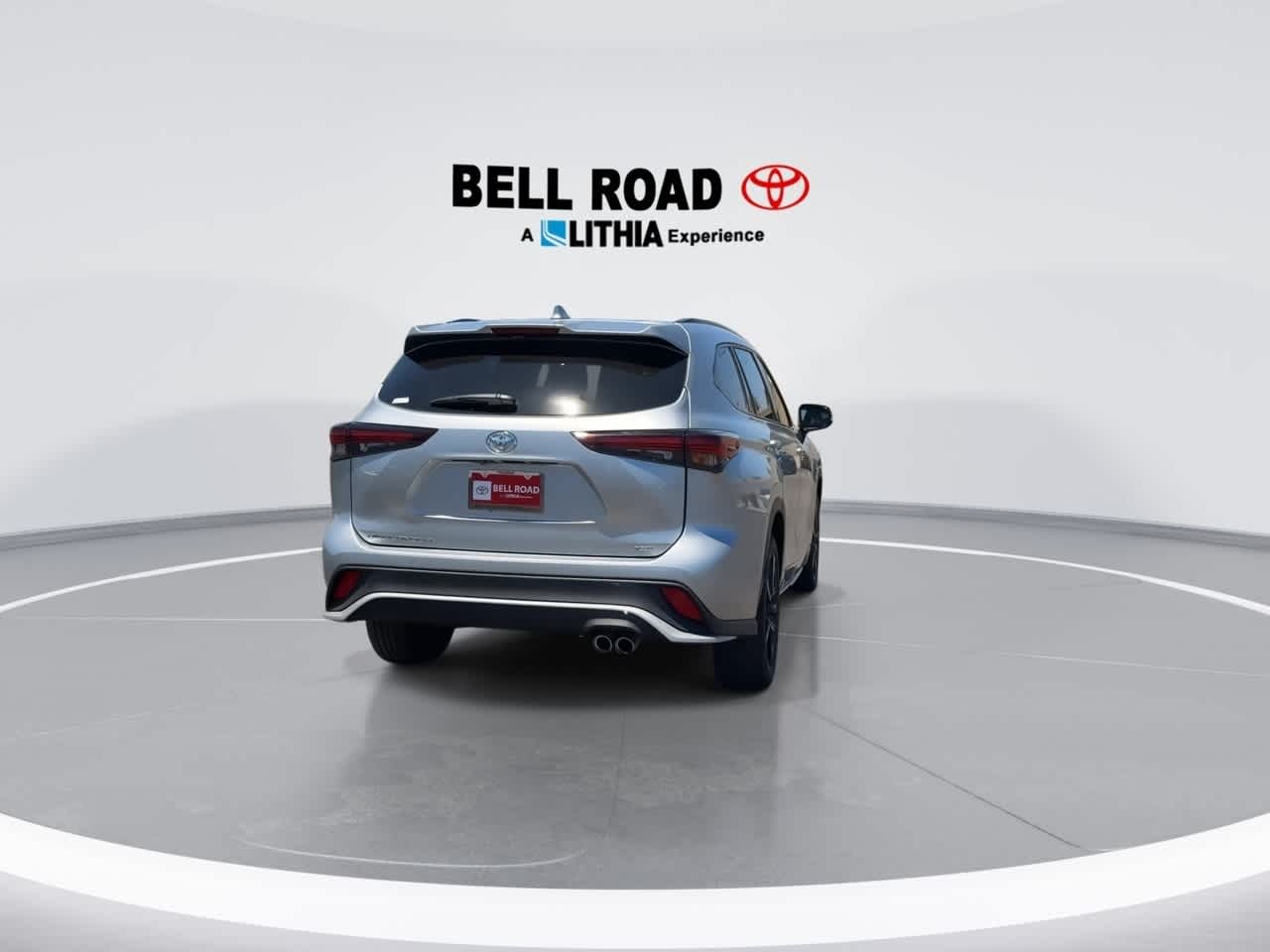 Thumbnail: 2024 Toyota Highlander - 7