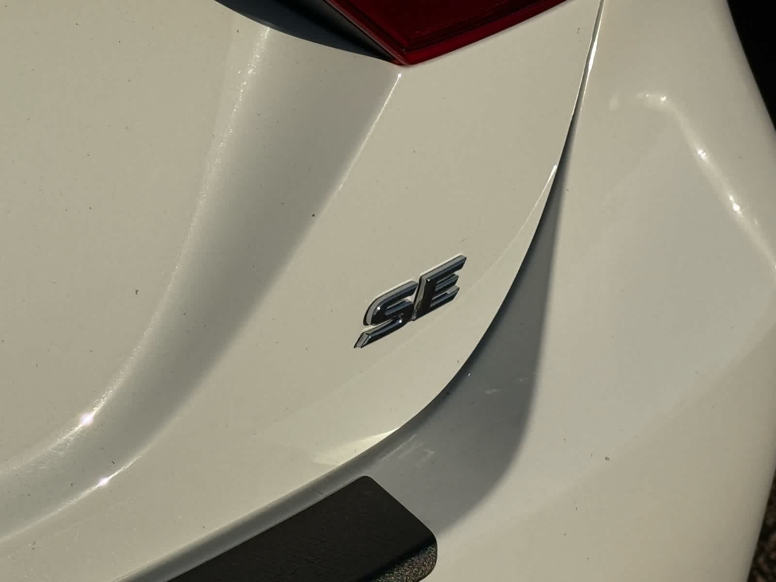Thumbnail: 2024 Toyota Camry - 10