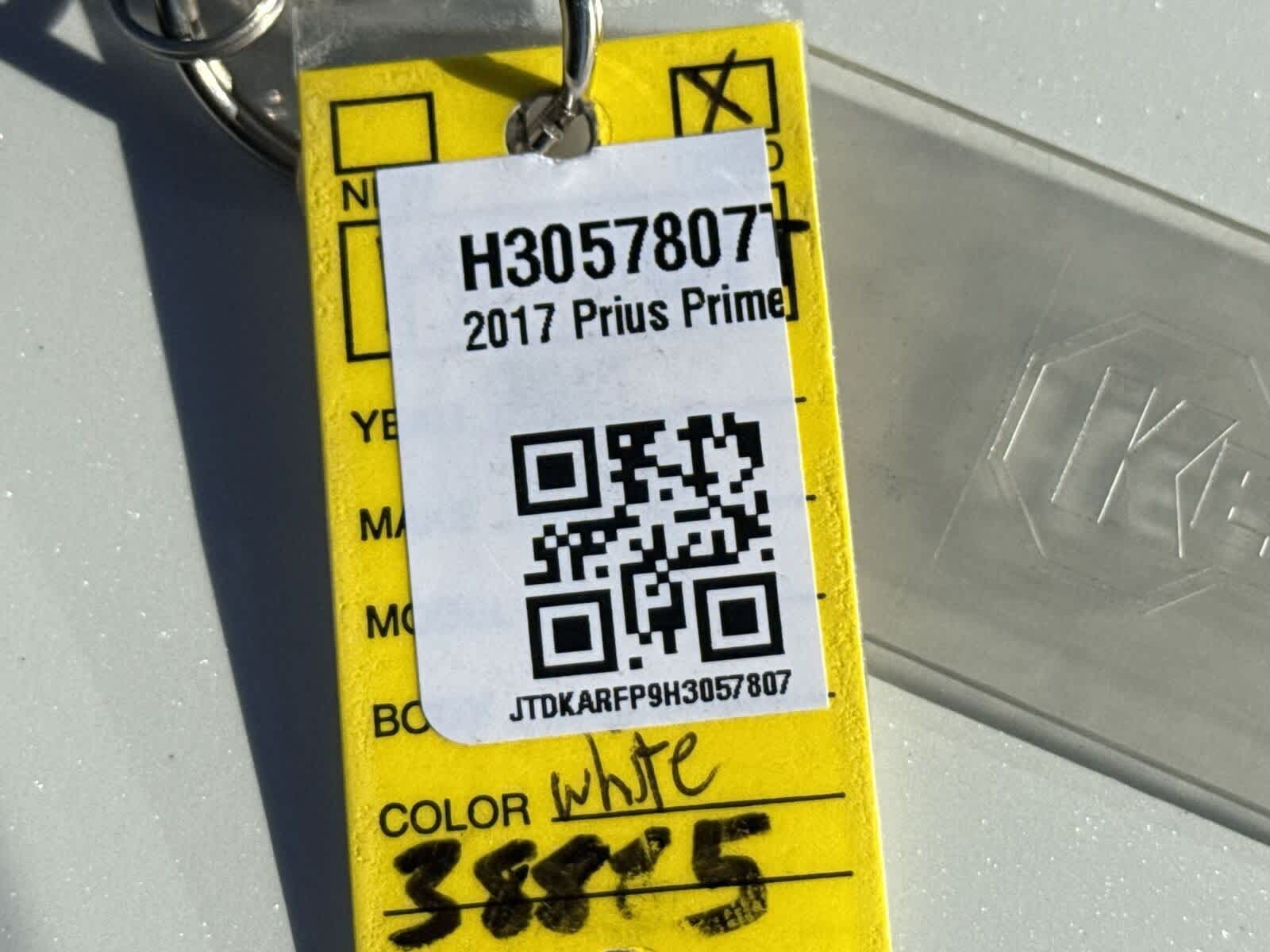 Thumbnail: 2017 Toyota Prius Prime - 35