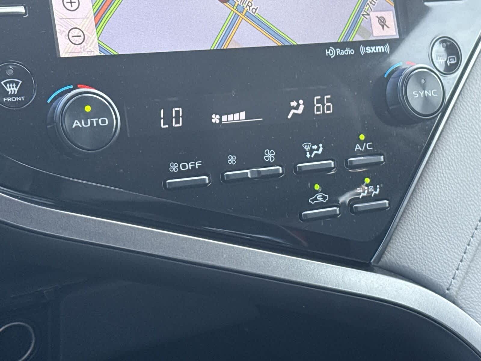 Thumbnail: 2019 Toyota Camry - 20