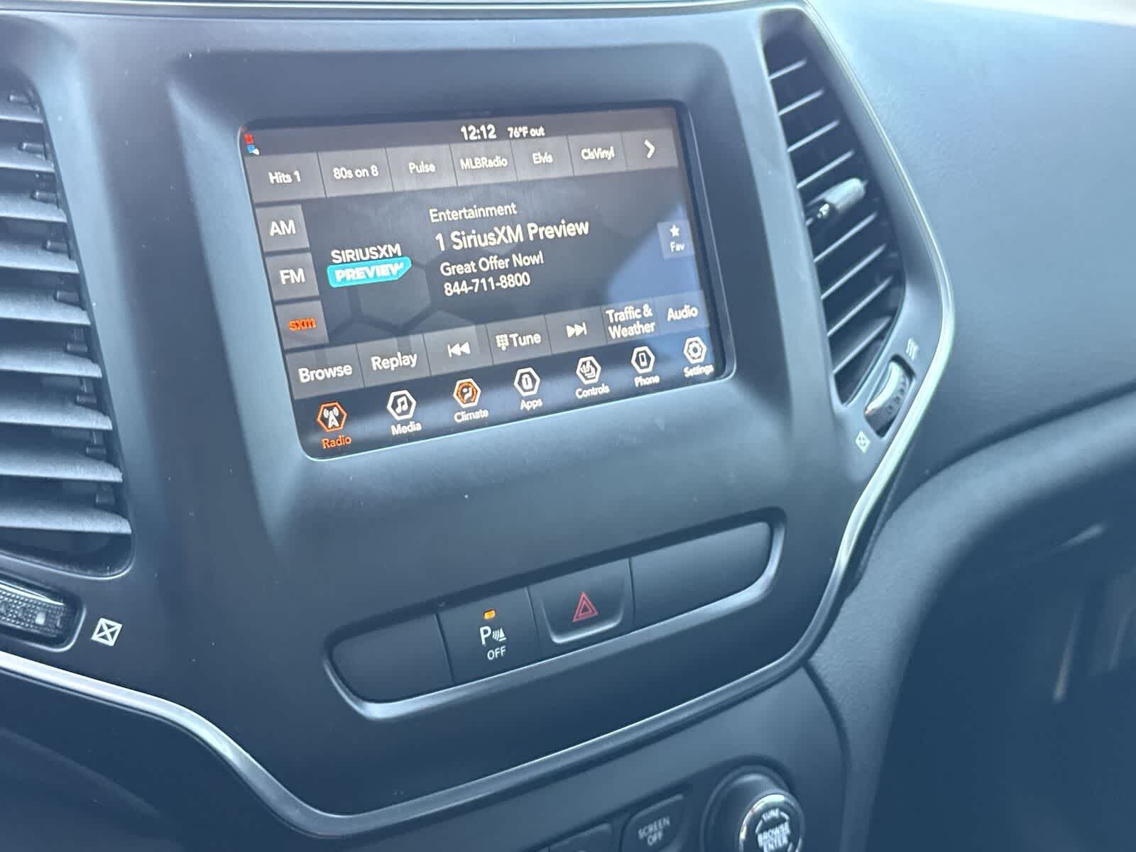 Thumbnail: 2019 Jeep Cherokee - 19