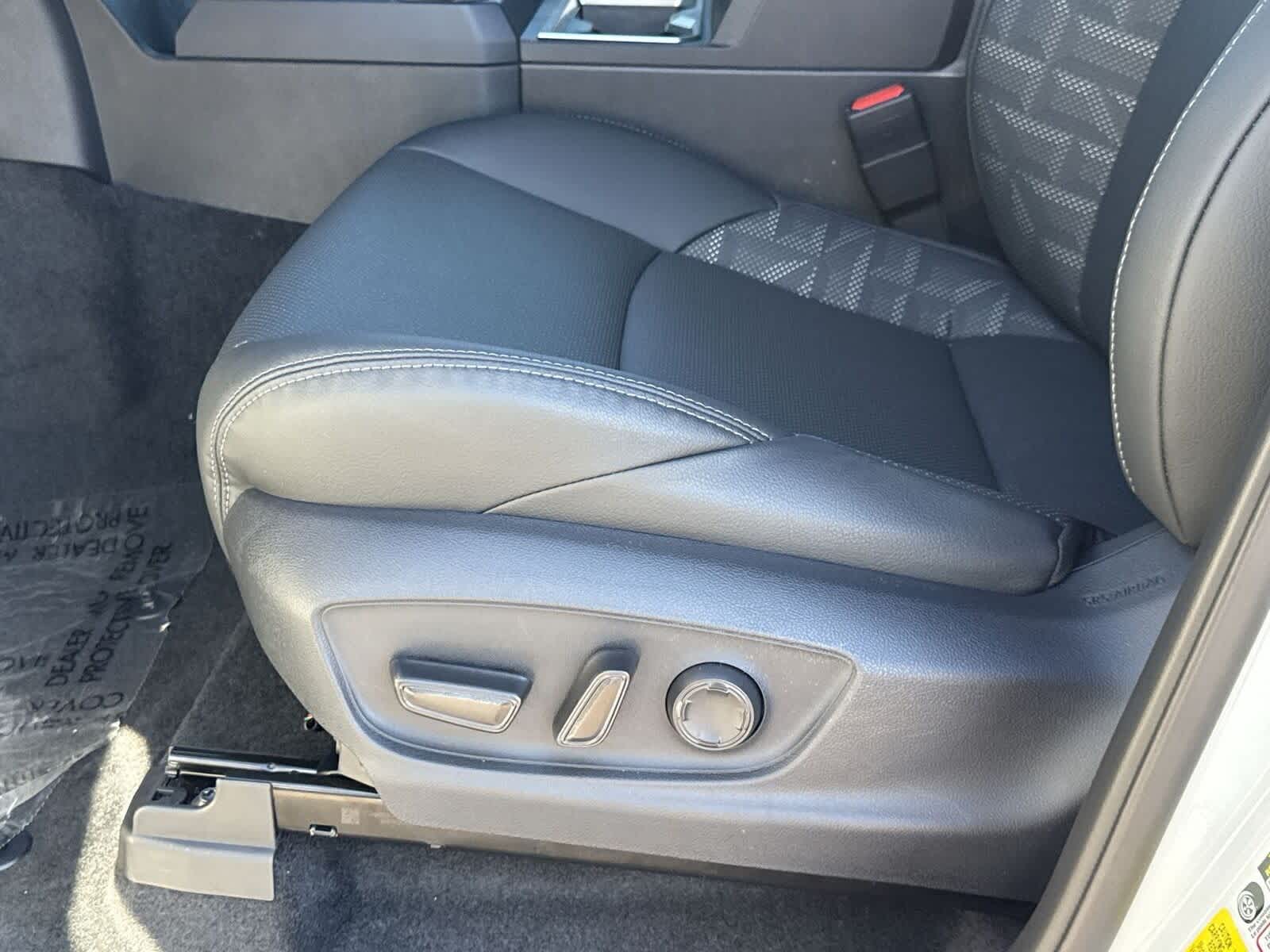 Thumbnail: 2025 Toyota Tacoma - 18