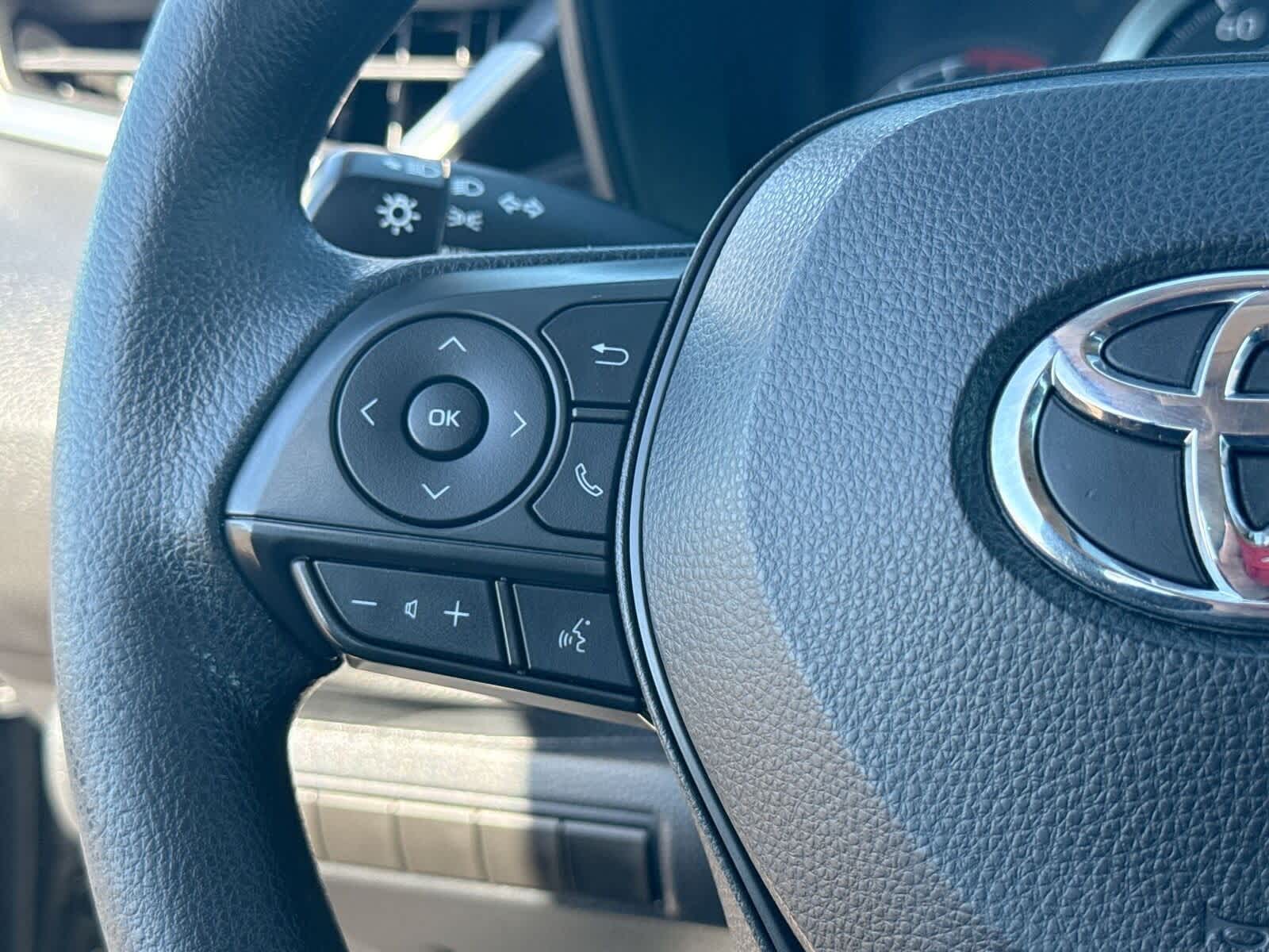 Thumbnail: 2022 Toyota Corolla - 26