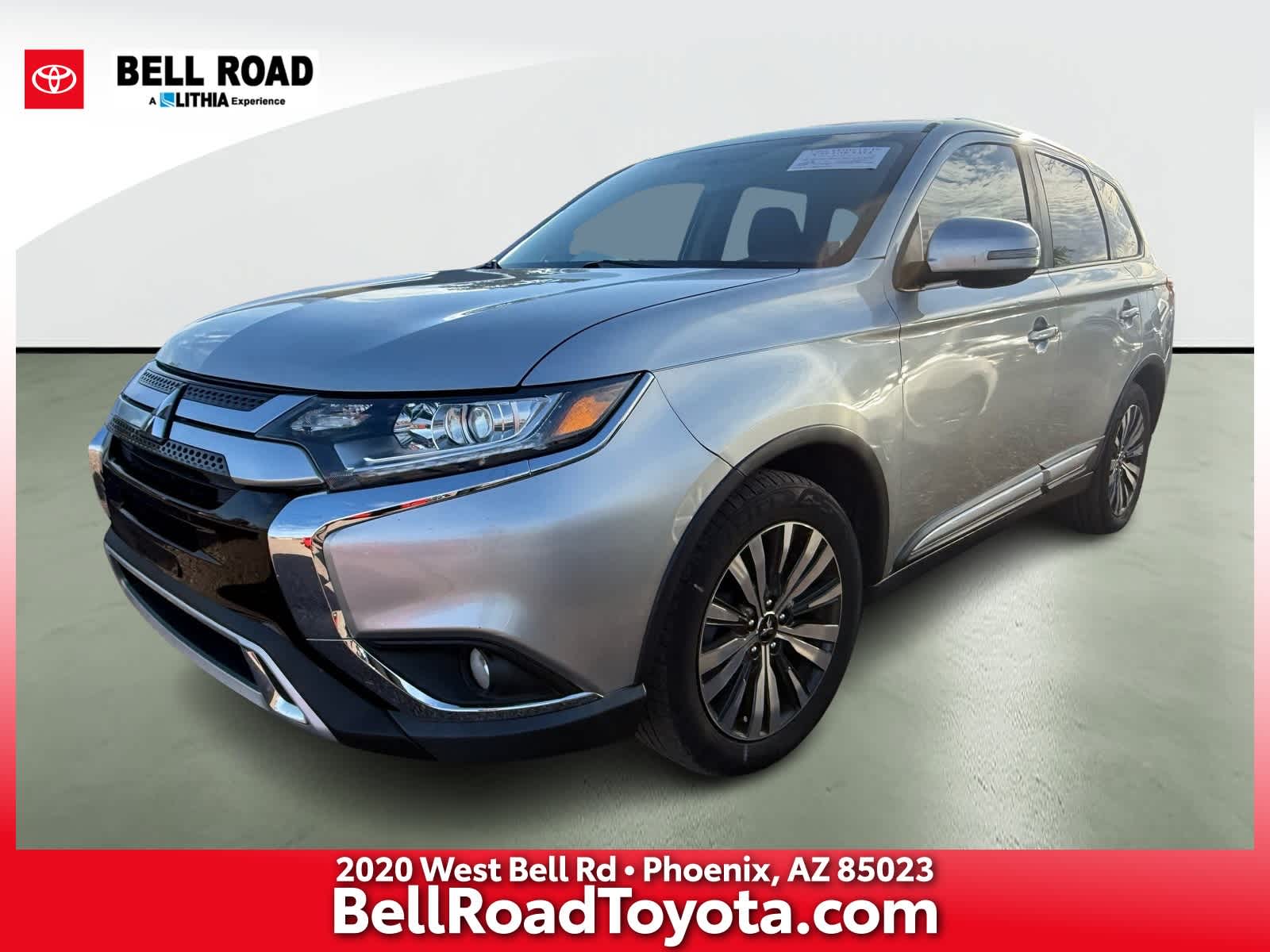 Thumbnail: 2019 Mitsubishi Outlander - 1
