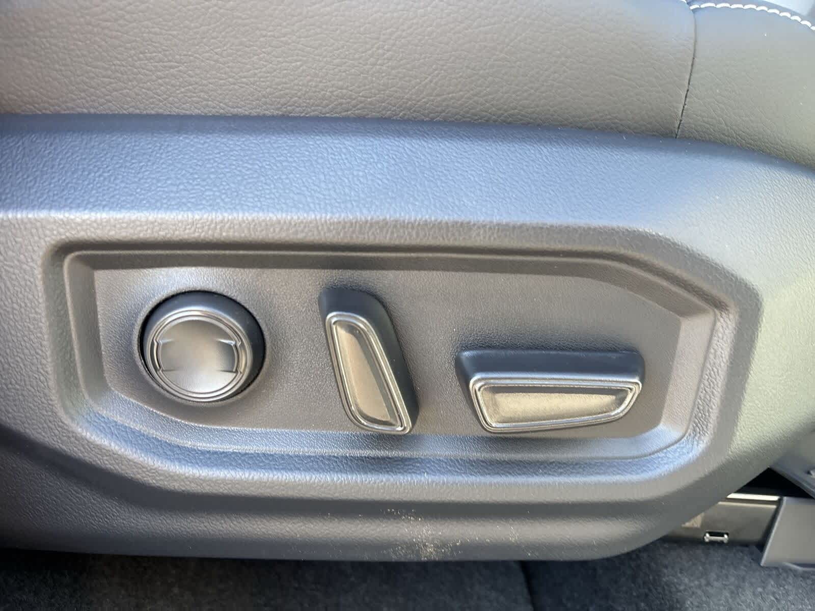 Thumbnail: 2026 Toyota Tundra - 12