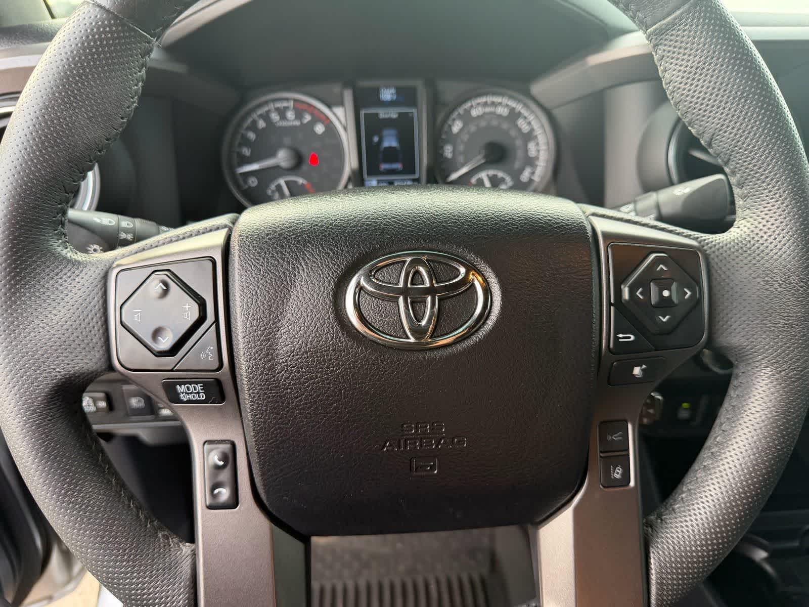 Thumbnail: 2022 Toyota Tacoma - 8