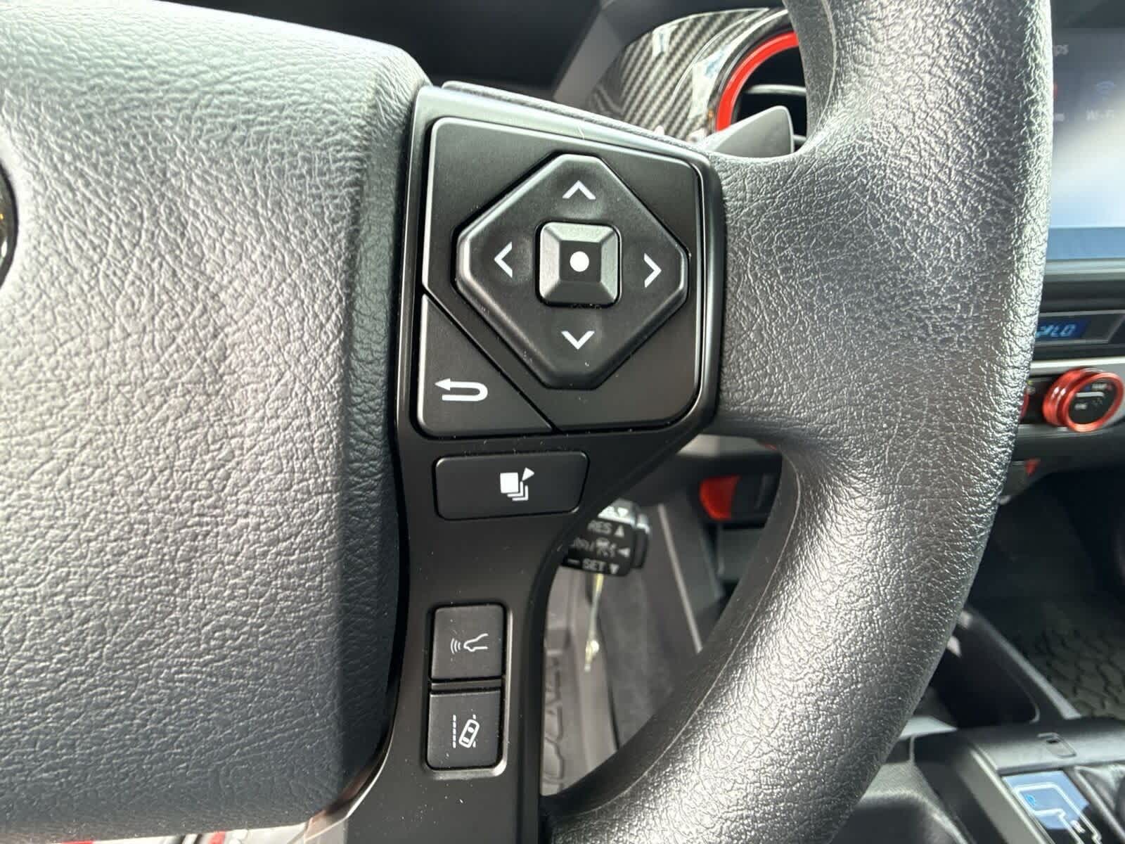 2023 Toyota Tacoma SR 29