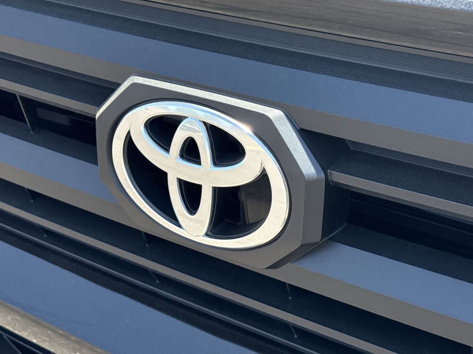 Thumbnail: 2025 Toyota Tacoma - 32