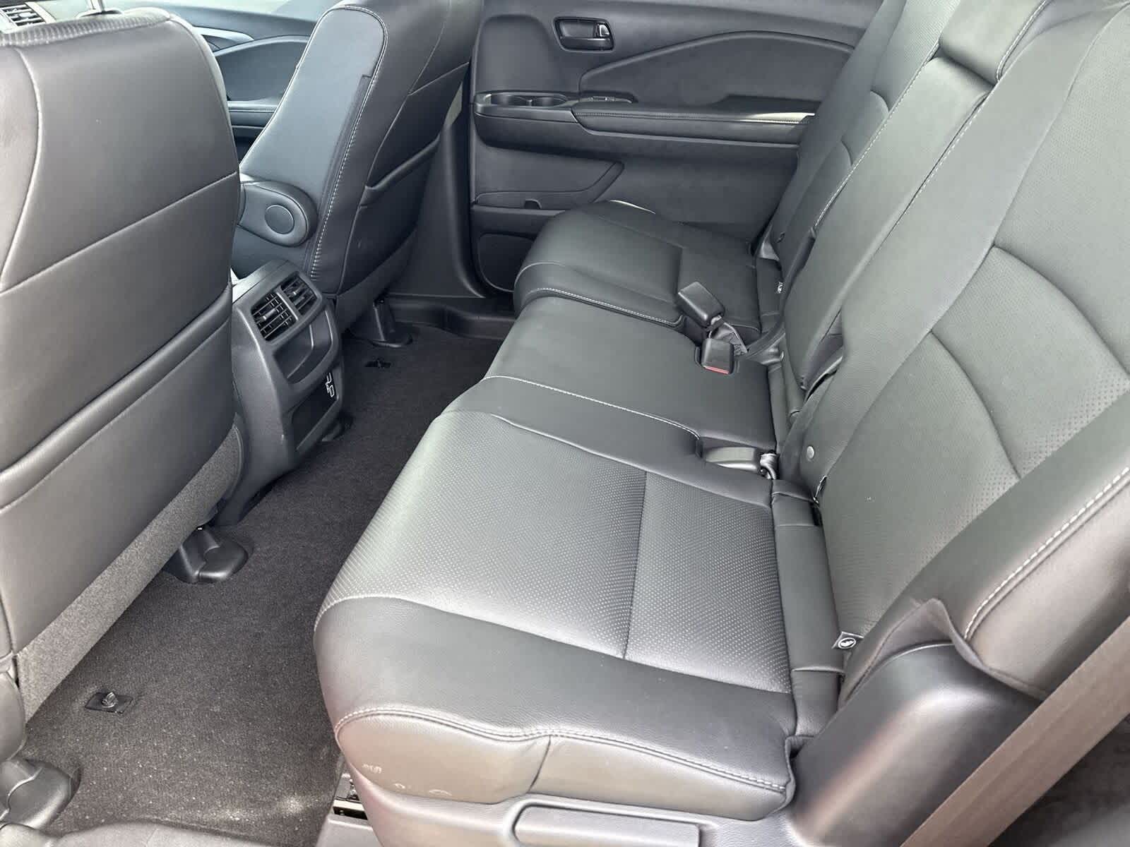 Thumbnail: 2023 Honda Passport - 14