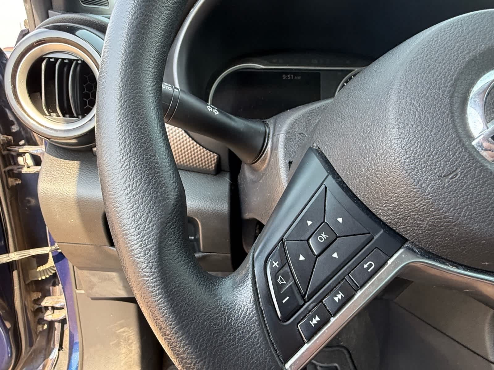 Thumbnail: 2020 Nissan Kicks - 16