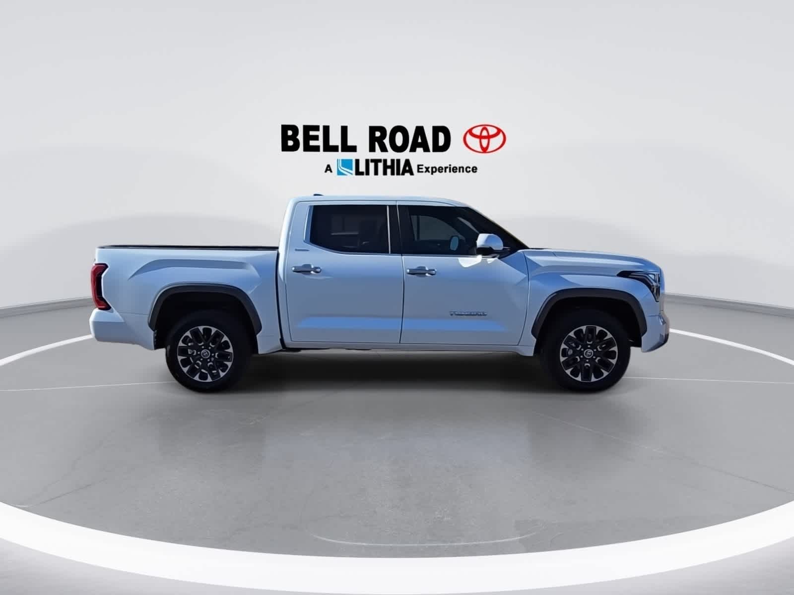 Thumbnail: 2024 Toyota Tundra - 9