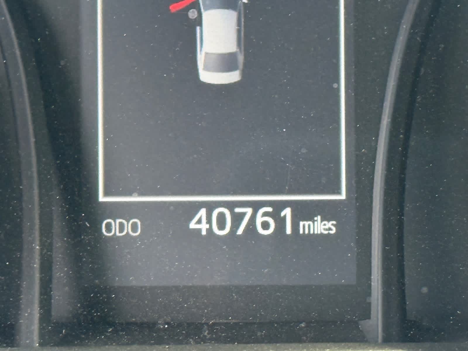 Thumbnail: 2022 Toyota Camry - 16