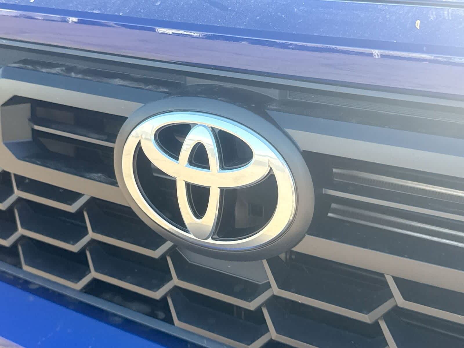 Thumbnail: 2025 Toyota Tacoma - 32