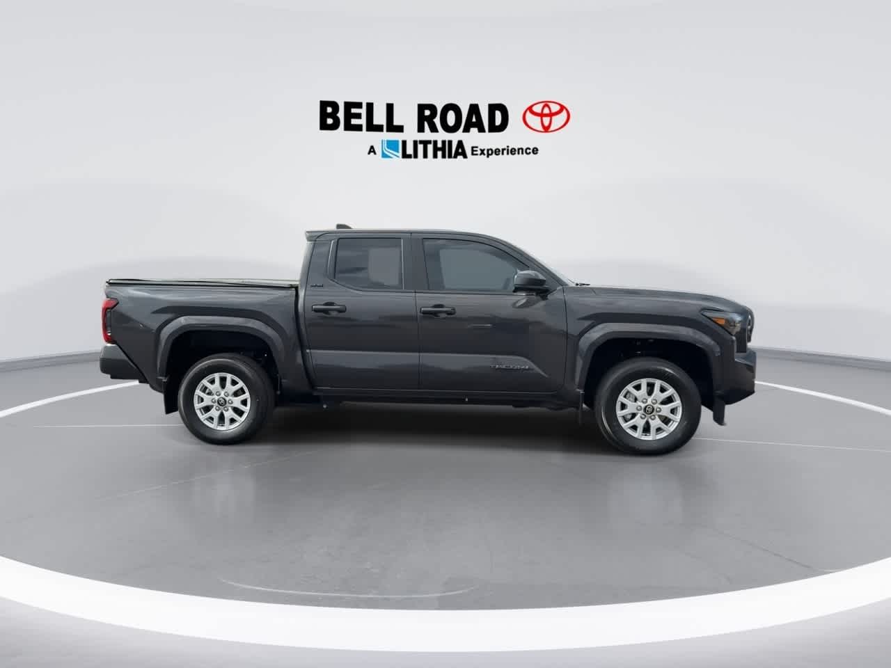 Thumbnail: 2024 Toyota Tacoma - 9