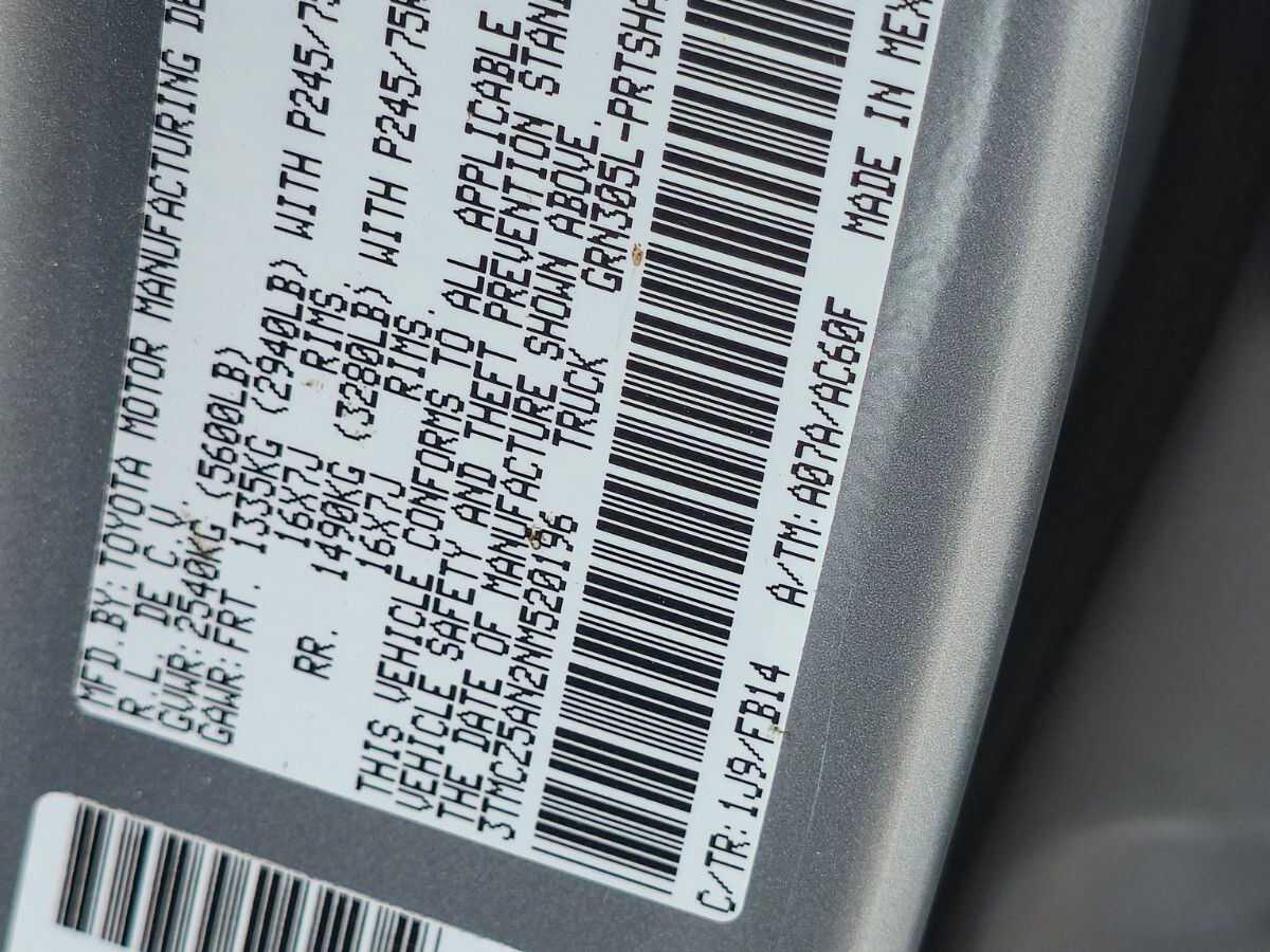 Thumbnail: 2022 Toyota Tacoma - 20