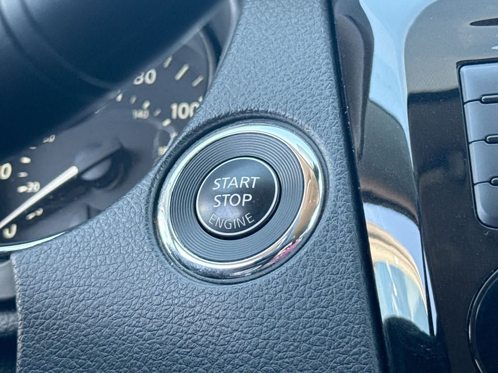 Thumbnail: 2020 Nissan Rogue - 25