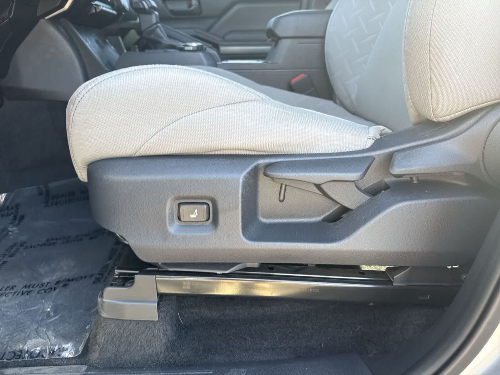 Thumbnail: 2024 Toyota Tacoma - 19