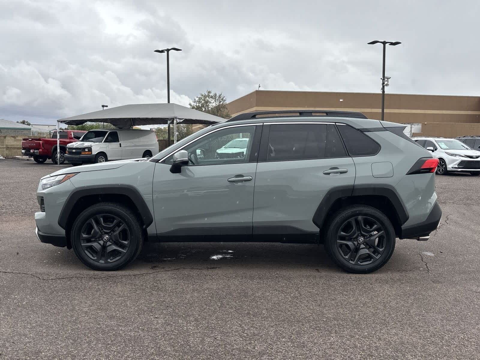 Thumbnail: 2023 Toyota RAV4 - 10