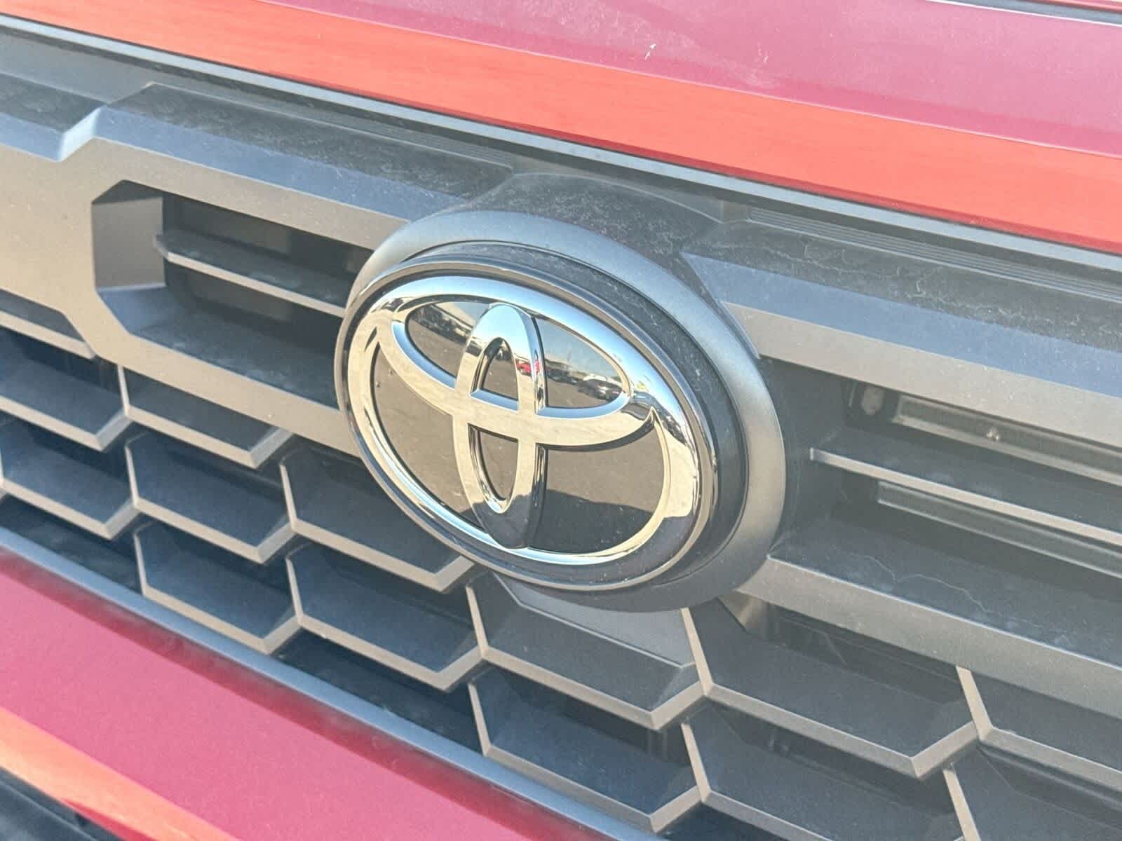 Thumbnail: 2025 Toyota Tacoma - 32