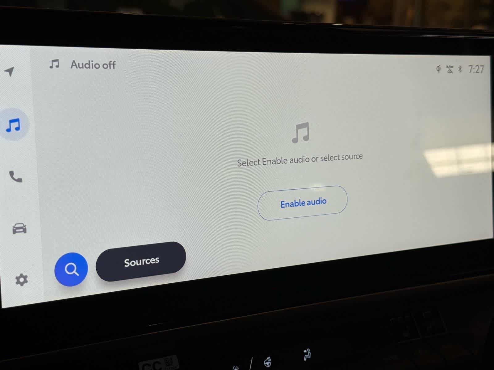 Thumbnail: 2025 Toyota Camry - 18