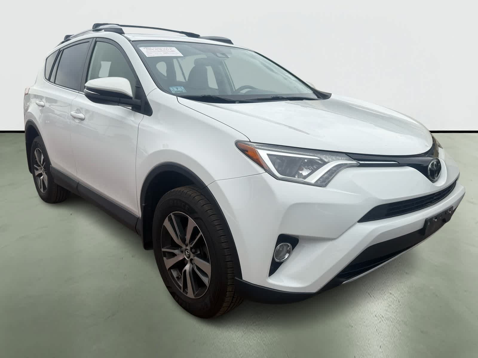 Thumbnail: 2018 Toyota RAV4 - 5