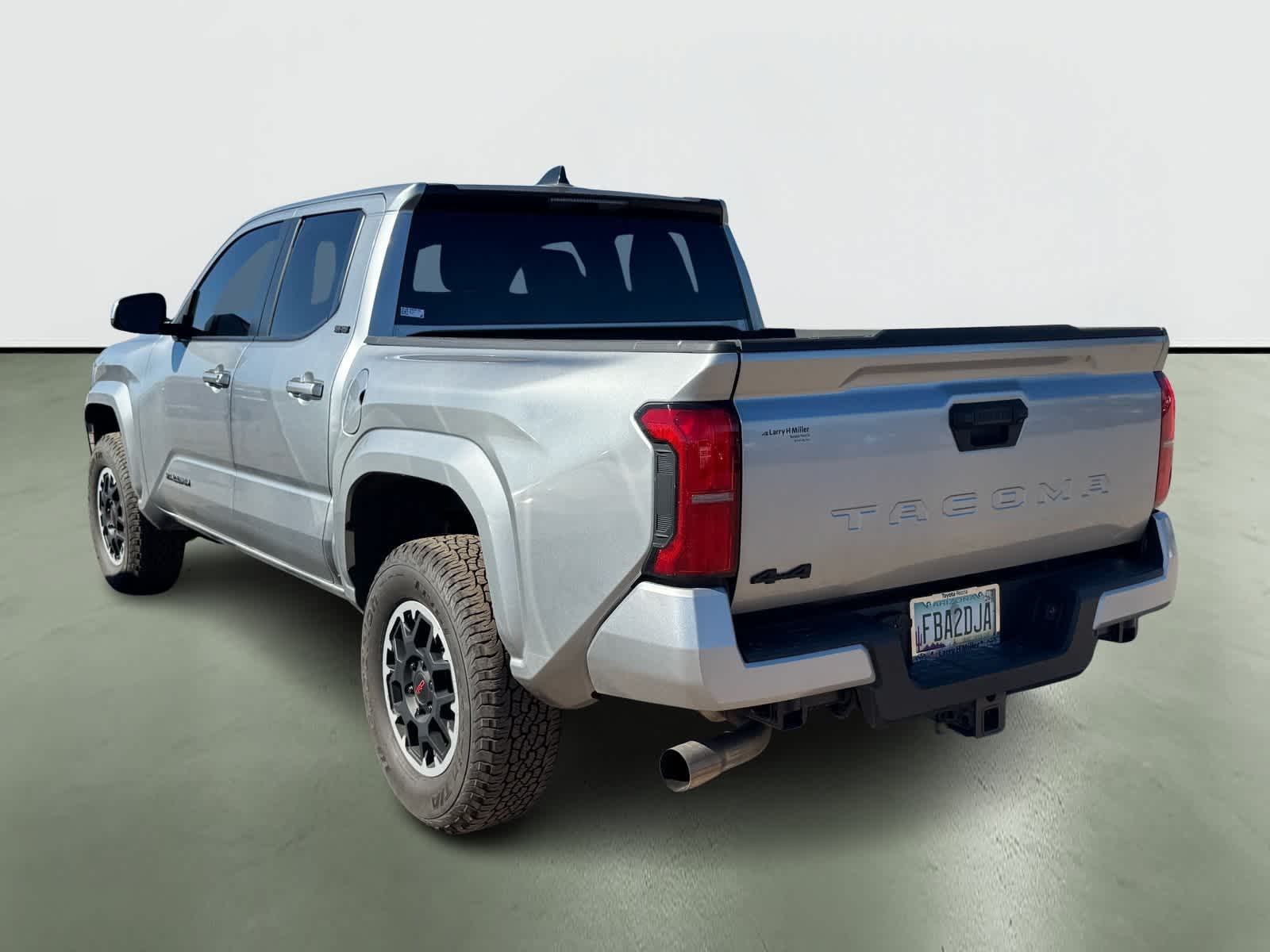 Thumbnail: 2024 Toyota Tacoma - 3