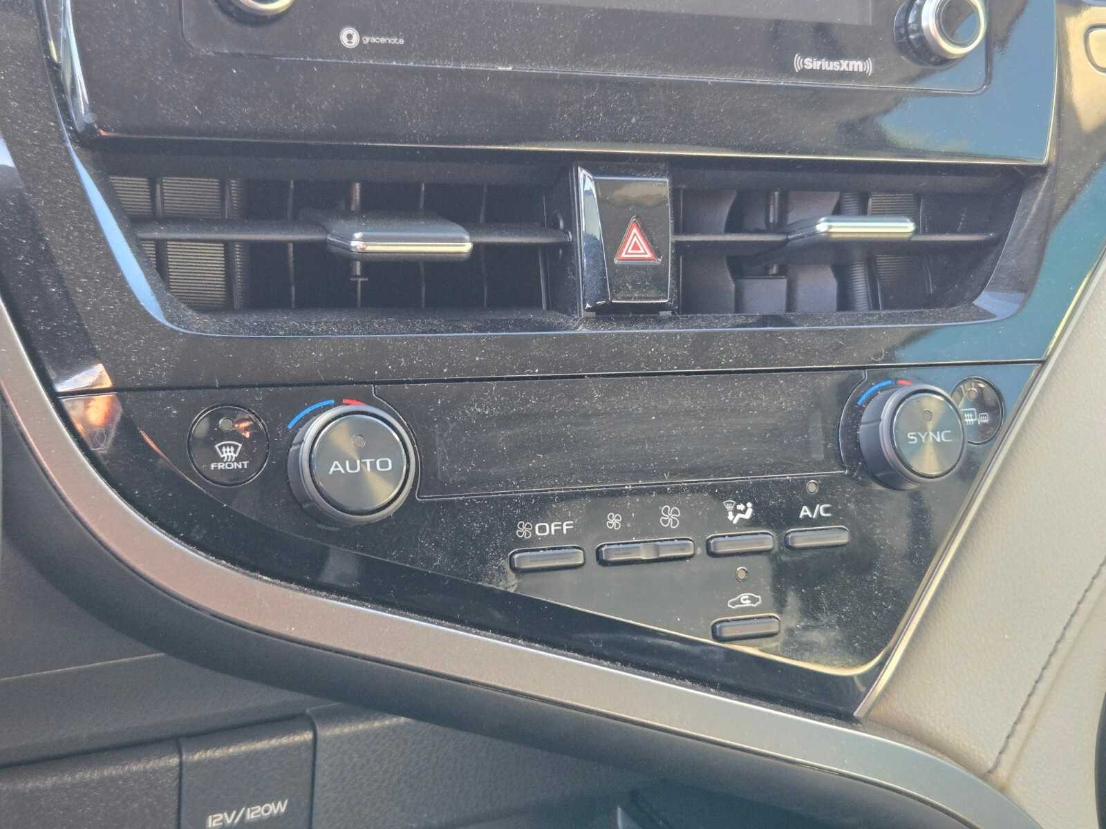 Thumbnail: 2022 Toyota Camry - 9