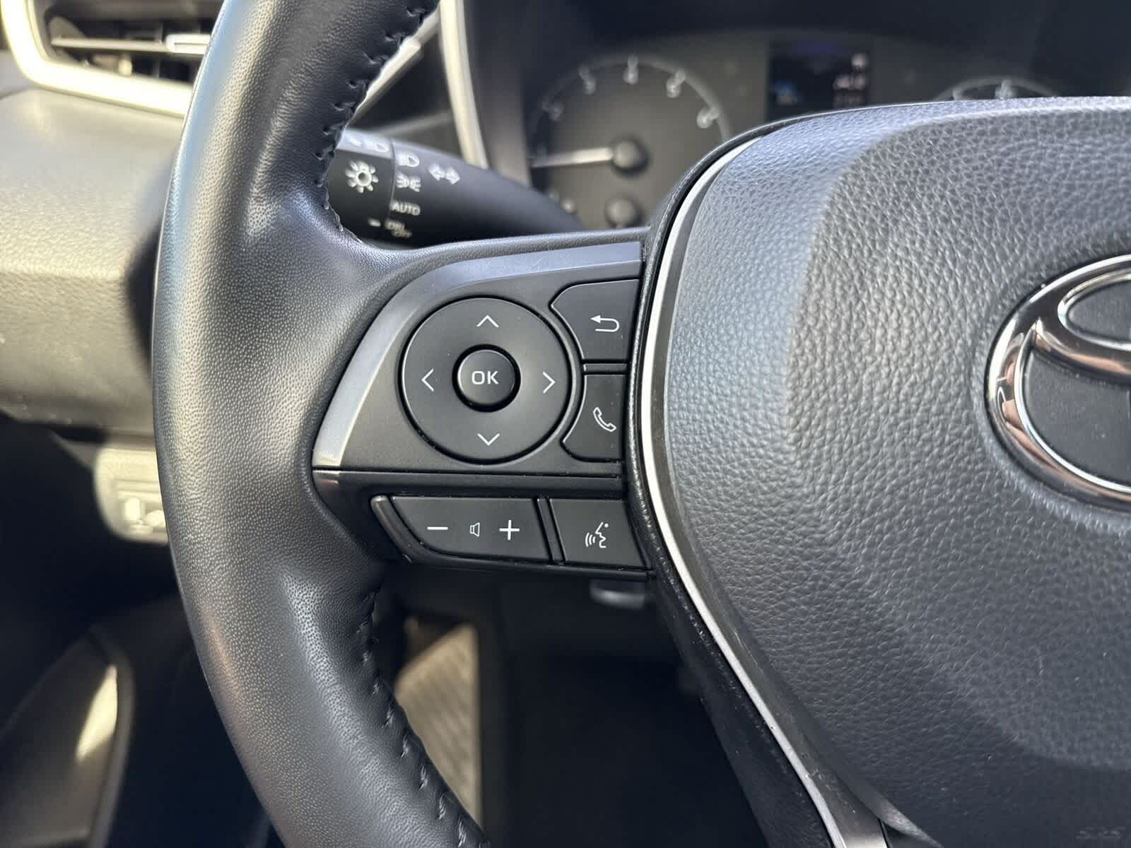 Thumbnail: 2023 Toyota Corolla - 28