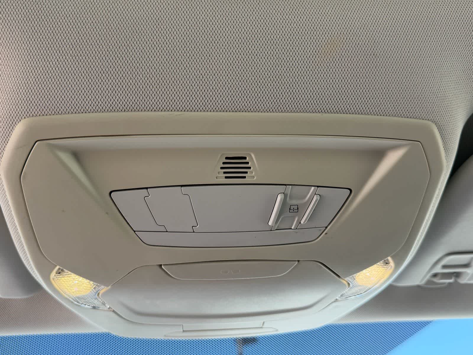 Thumbnail: 2017 Ford Focus - 21