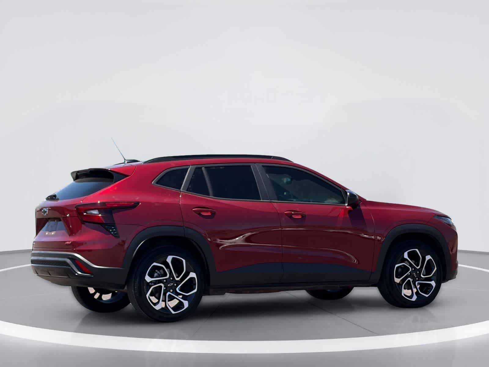 Thumbnail: 2025 Chevrolet Trax - 3