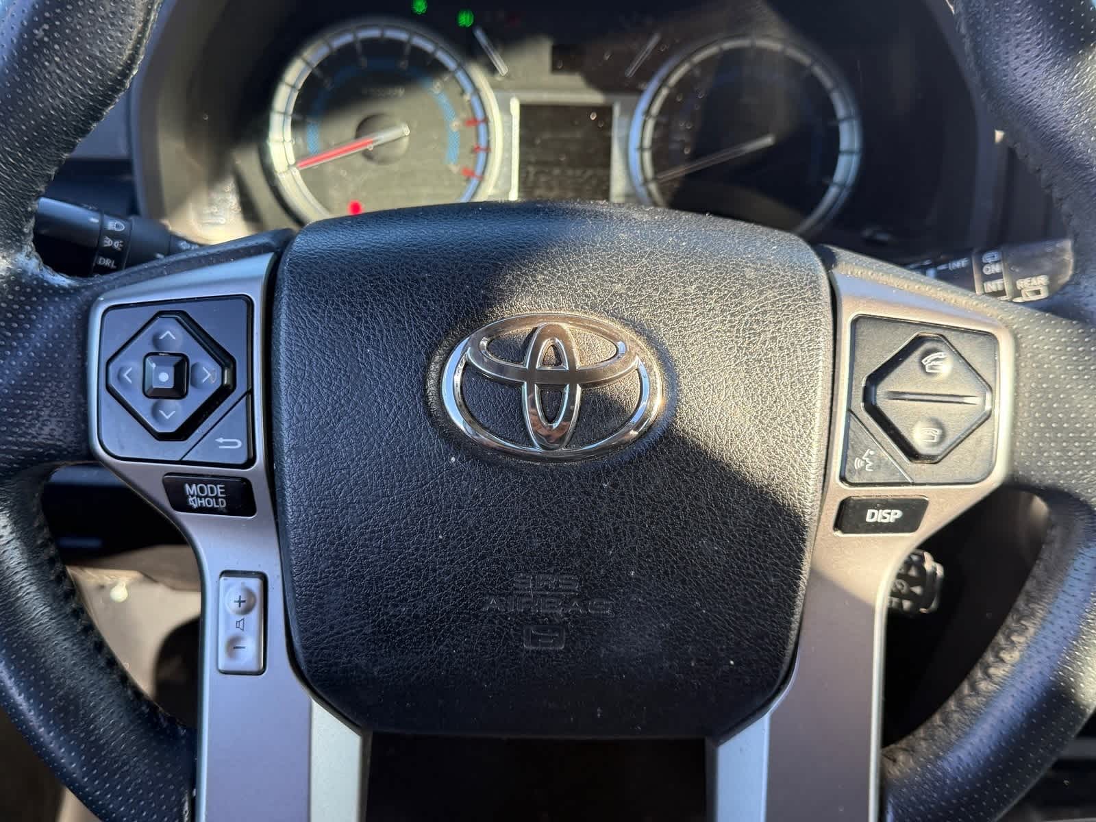 Thumbnail: 2019 Toyota 4Runner - 18