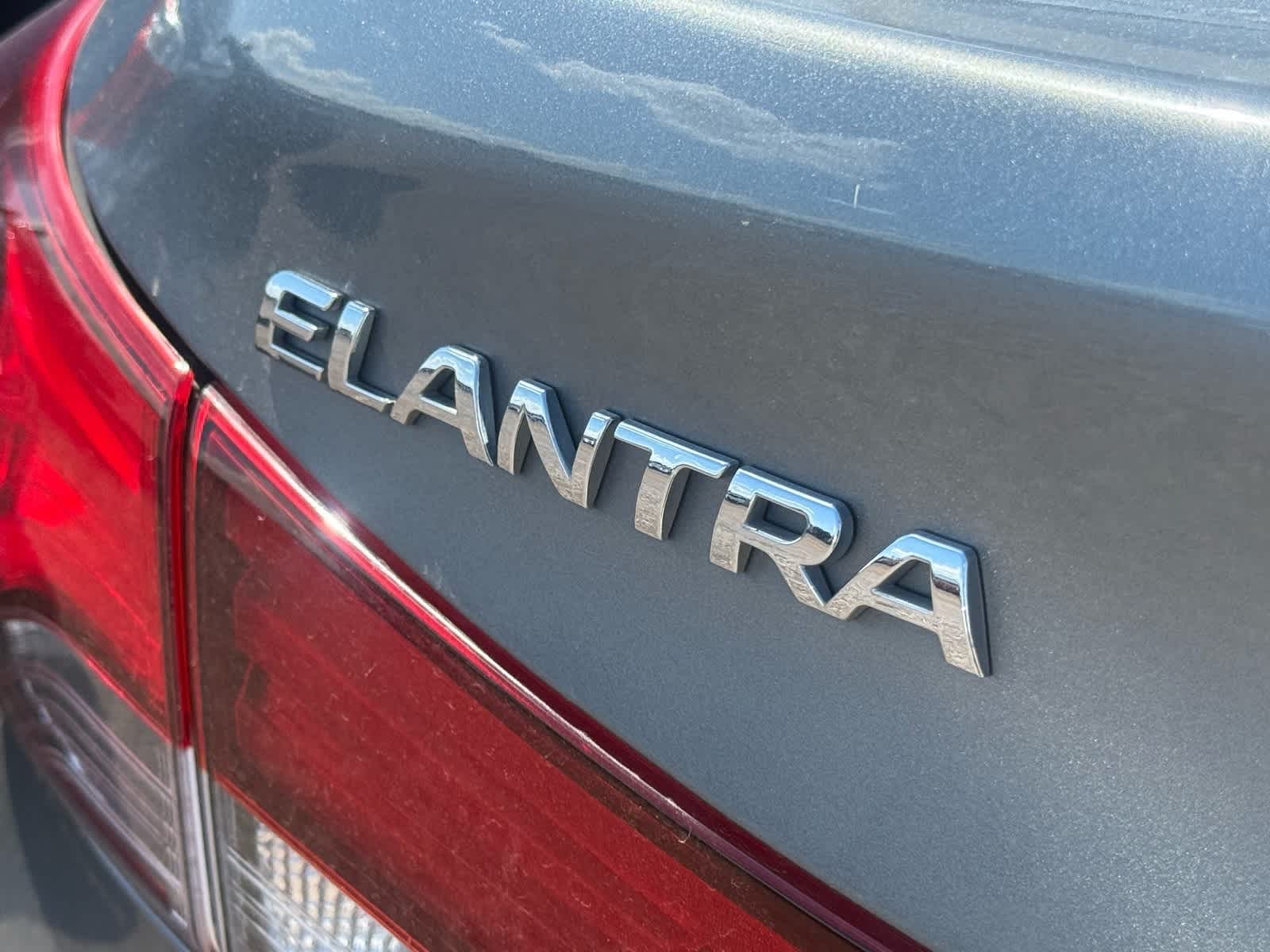Thumbnail: 2016 Hyundai Elantra - 13