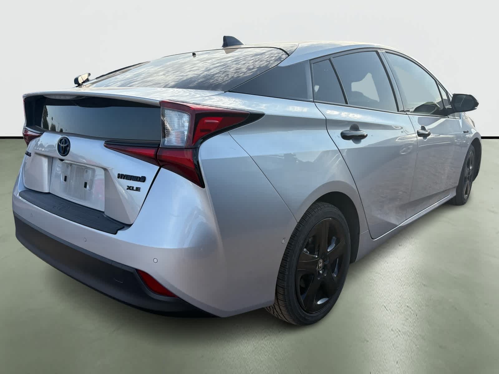 Thumbnail: 2022 Toyota Prius - 4