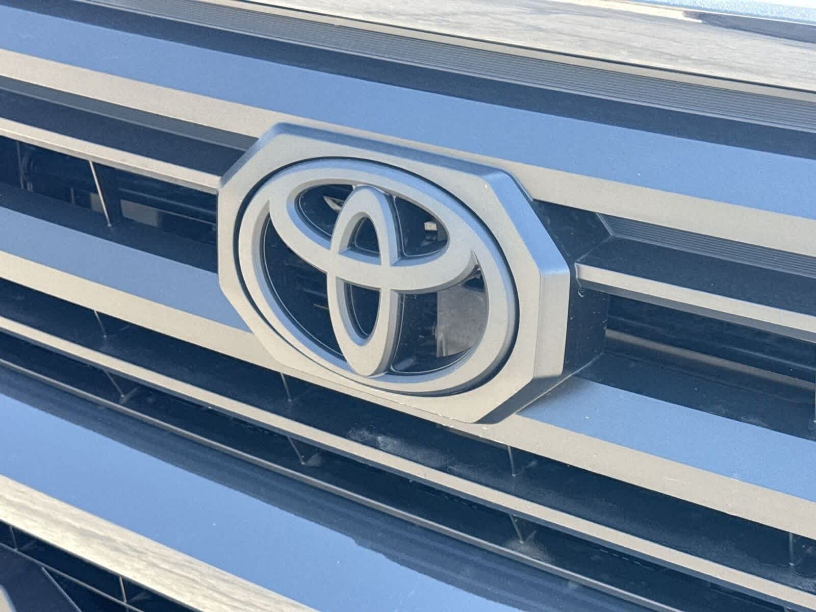 Thumbnail: 2025 Toyota Tacoma - 32