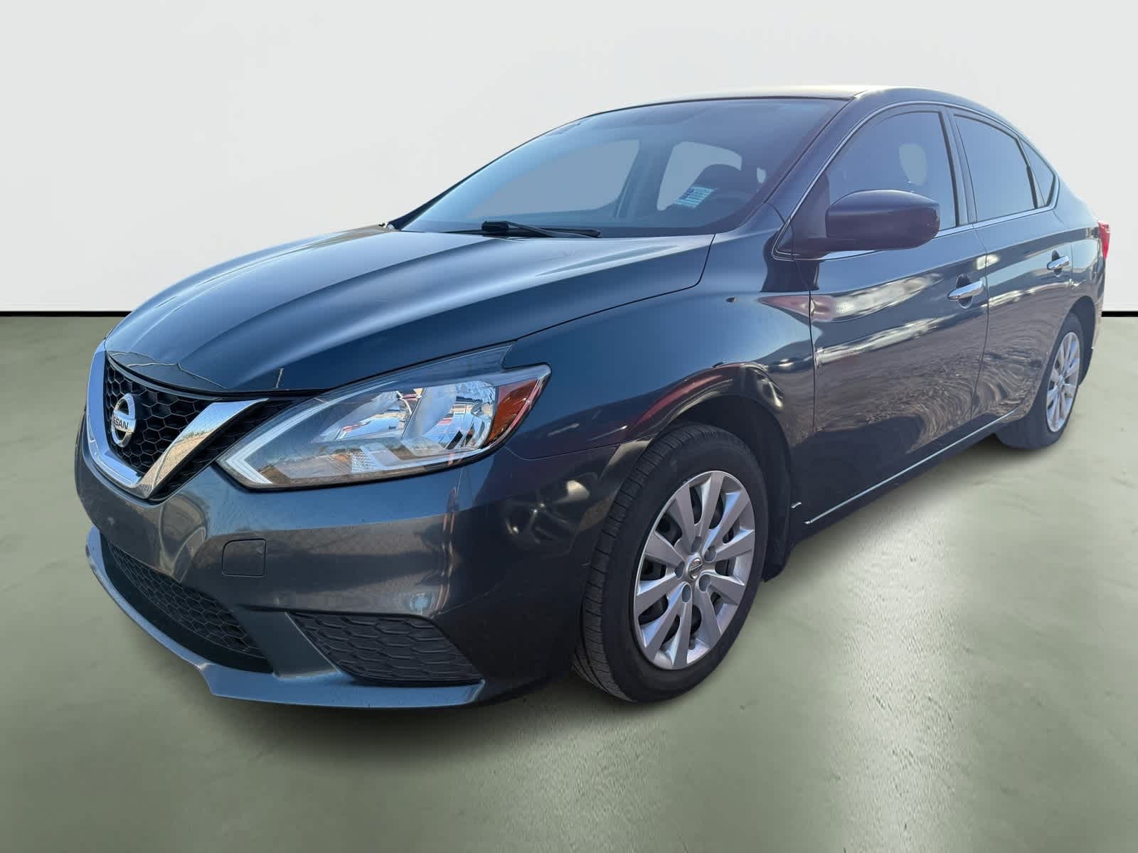 Thumbnail: 2016 Nissan Sentra - 2
