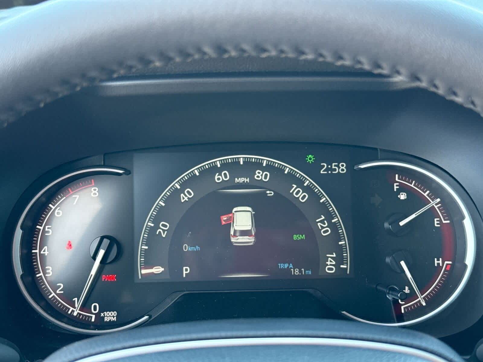 Thumbnail: 2025 Toyota RAV4 - 29