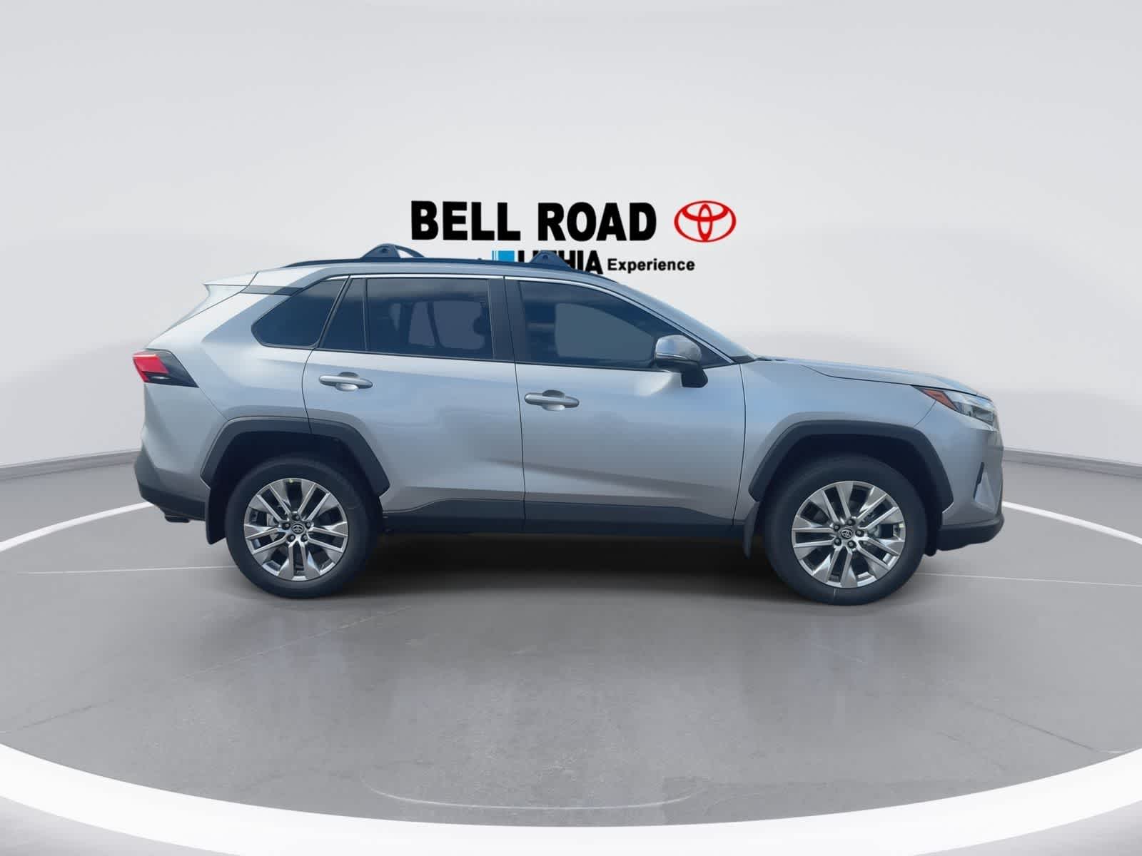 Thumbnail: 2025 Toyota RAV4 - 9