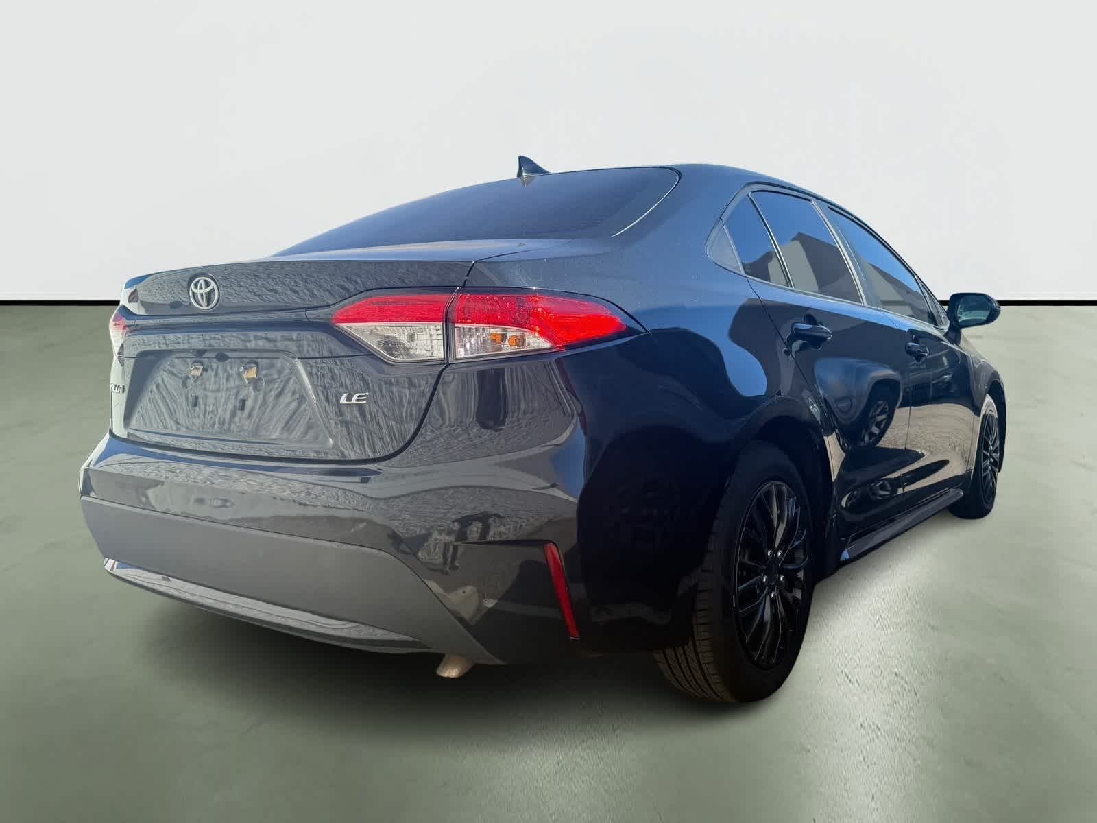 Thumbnail: 2022 Toyota Corolla - 4