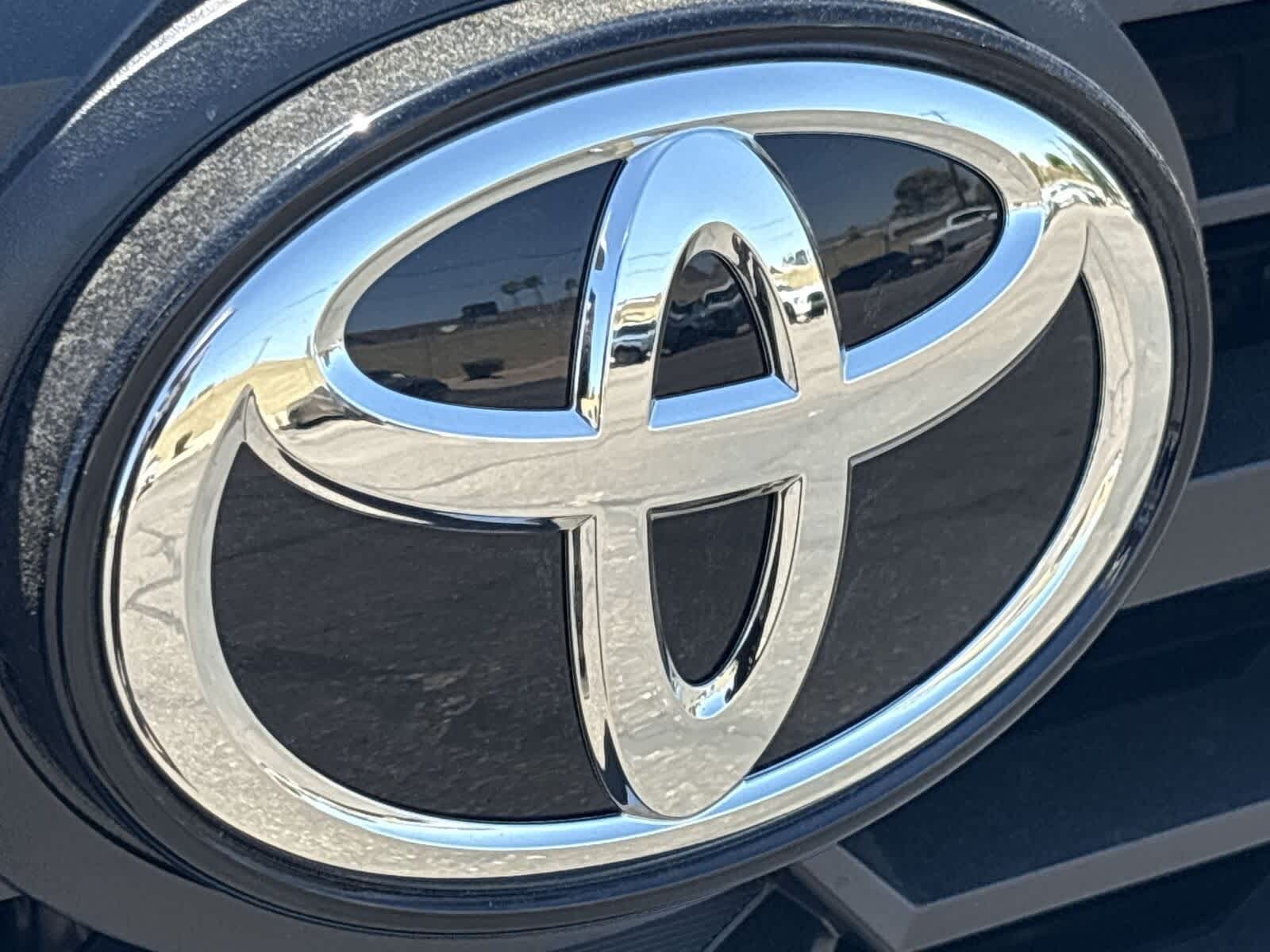 Thumbnail: 2025 Toyota Tacoma - 33