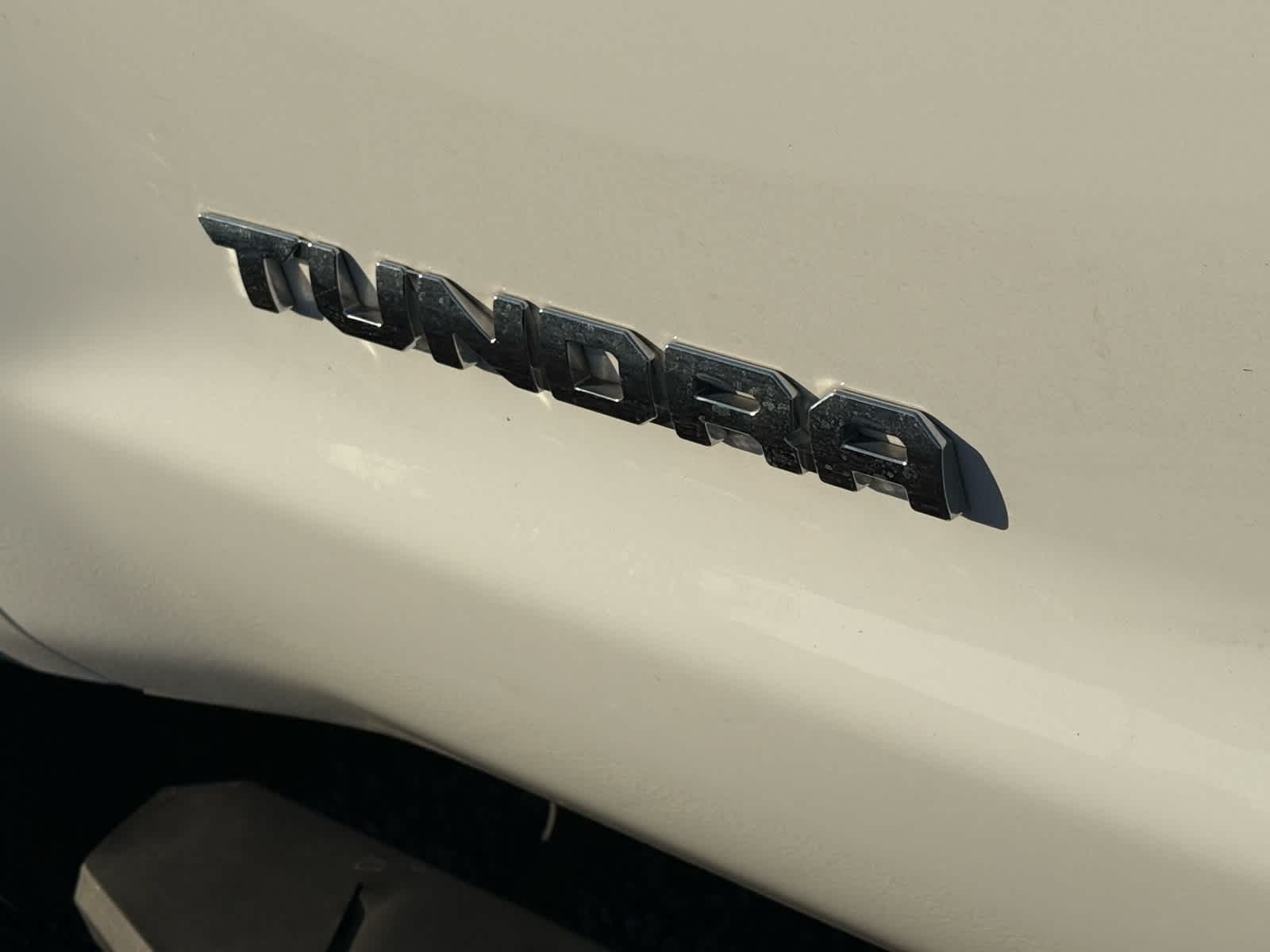 Thumbnail: 2020 Toyota Tundra - 16
