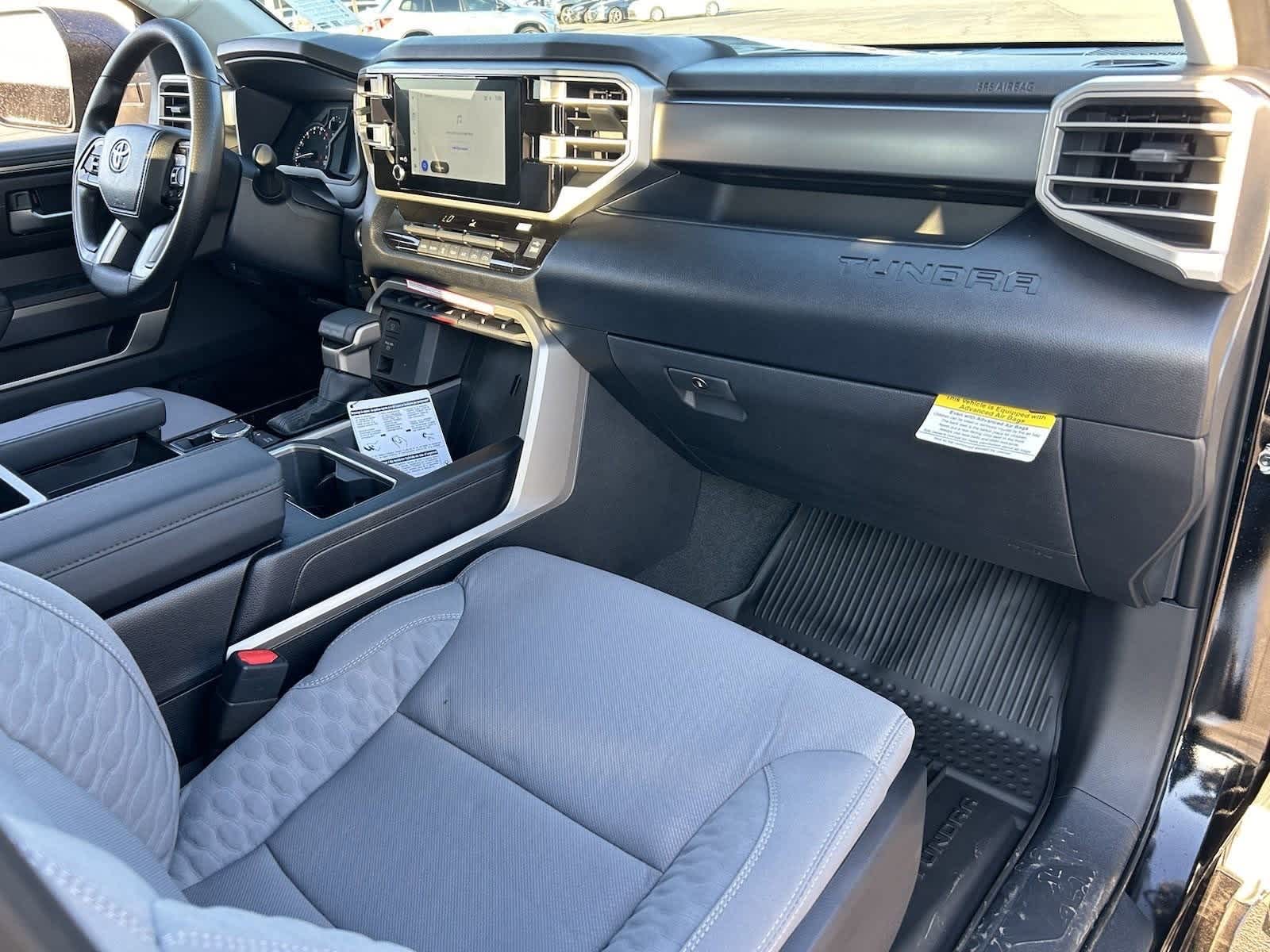 Thumbnail: 2024 Toyota Tundra - 12