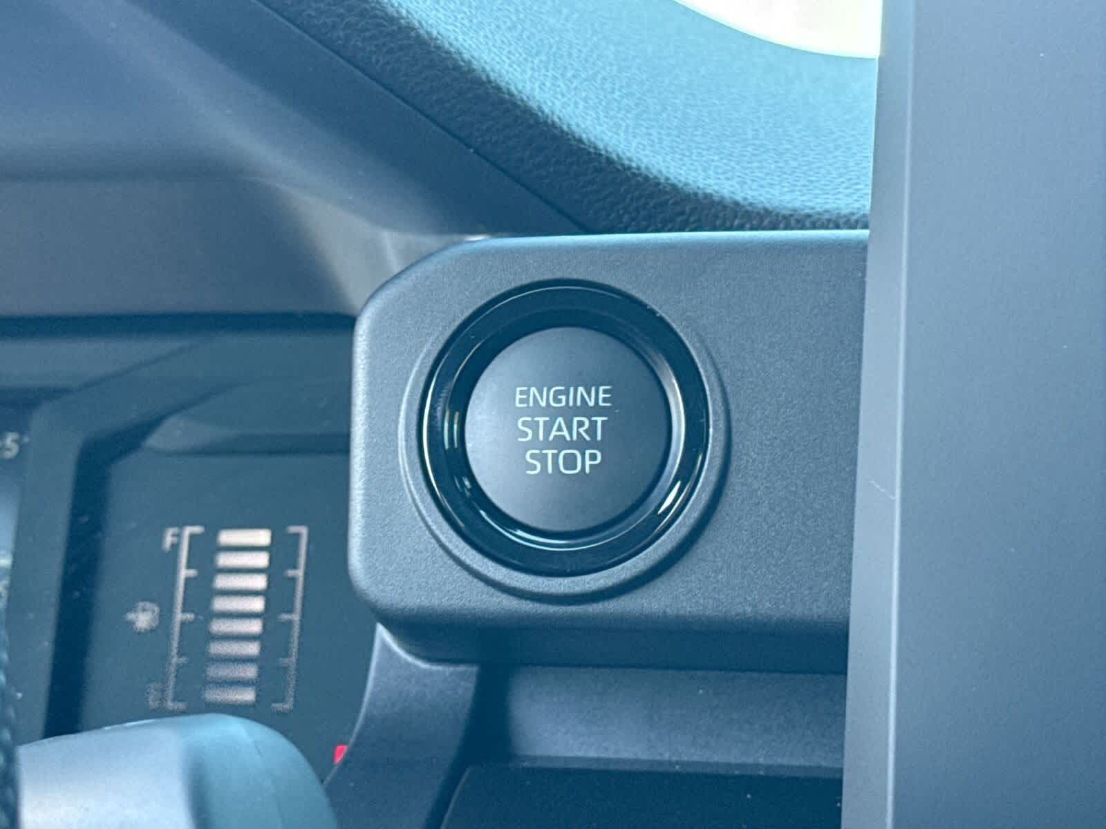 Thumbnail: 2025 Toyota Tacoma - 25