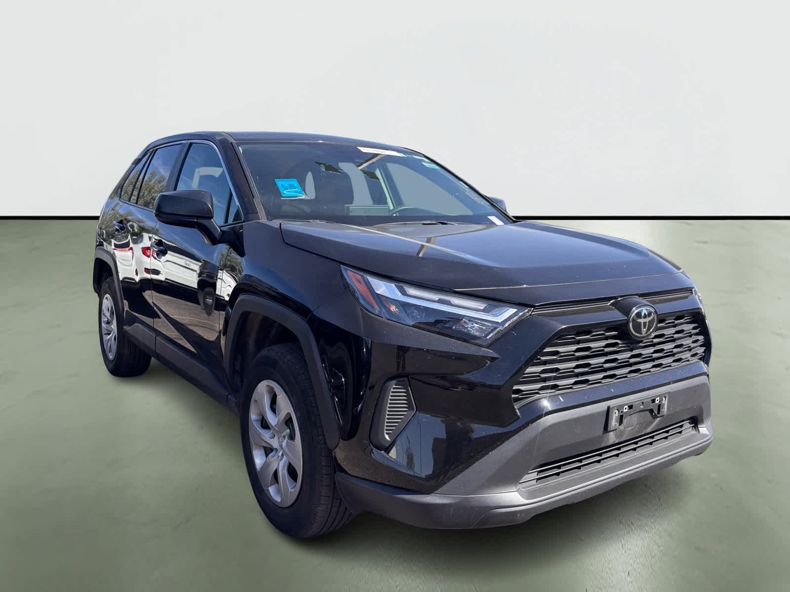 2024 Toyota RAV4 LE 5