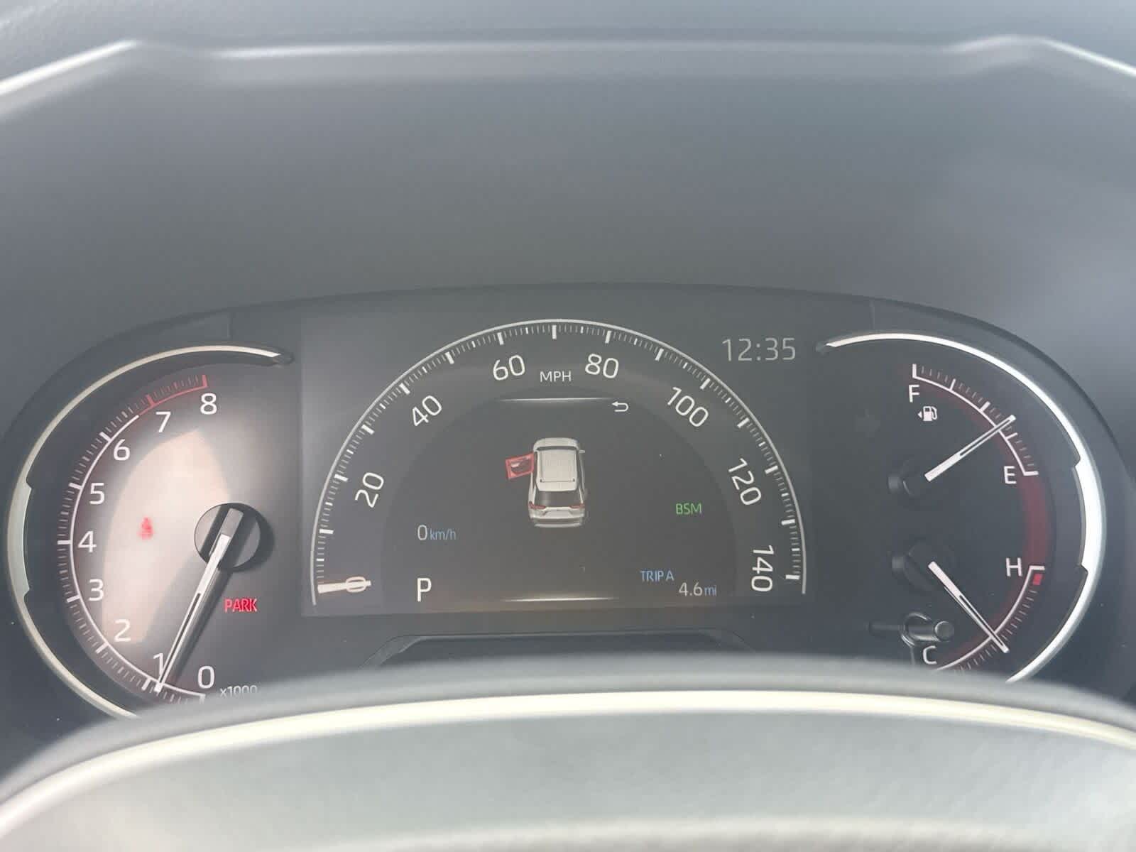 Thumbnail: 2025 Toyota RAV4 - 29