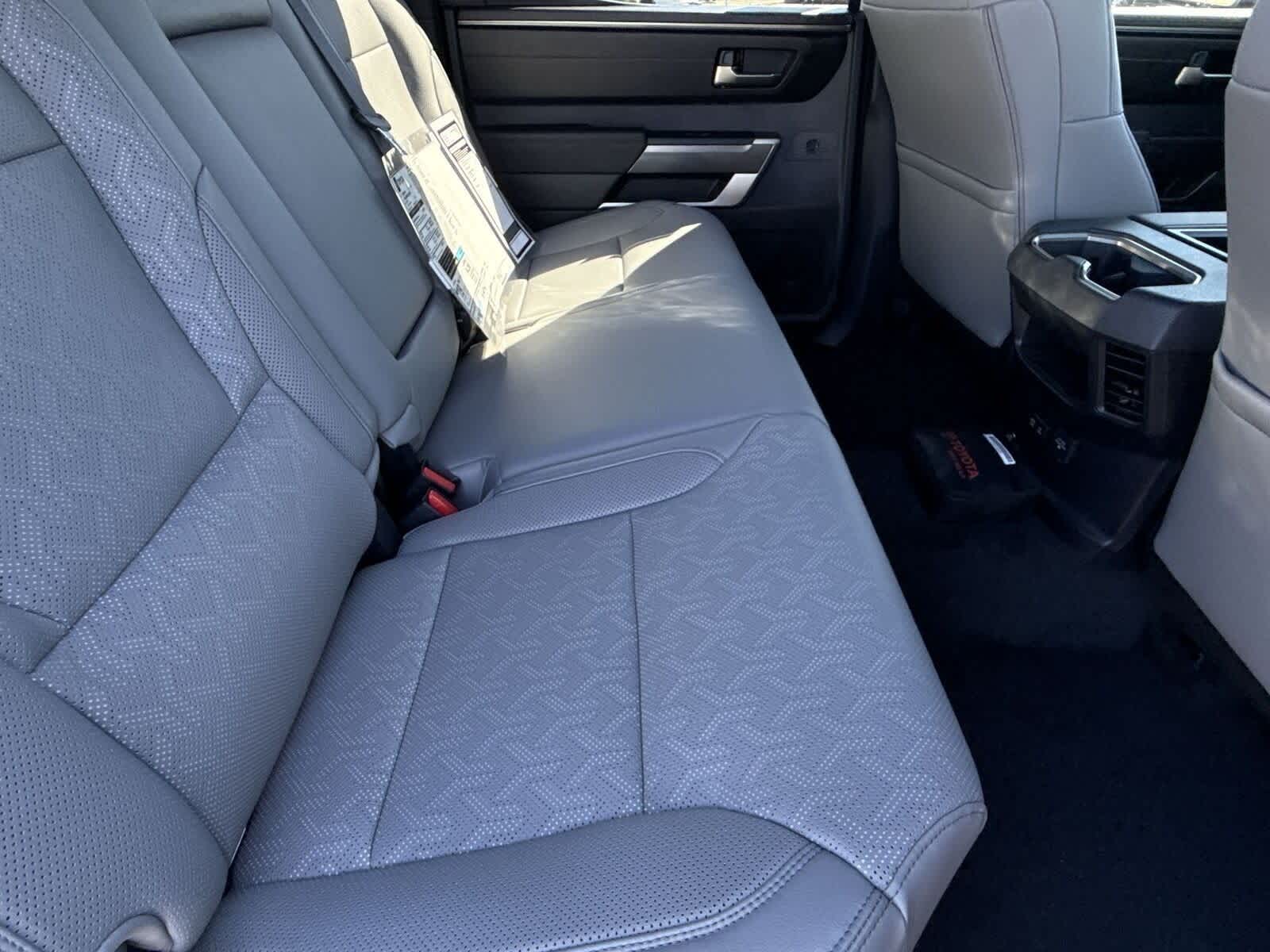 Thumbnail: 2025 Toyota Tundra - 13