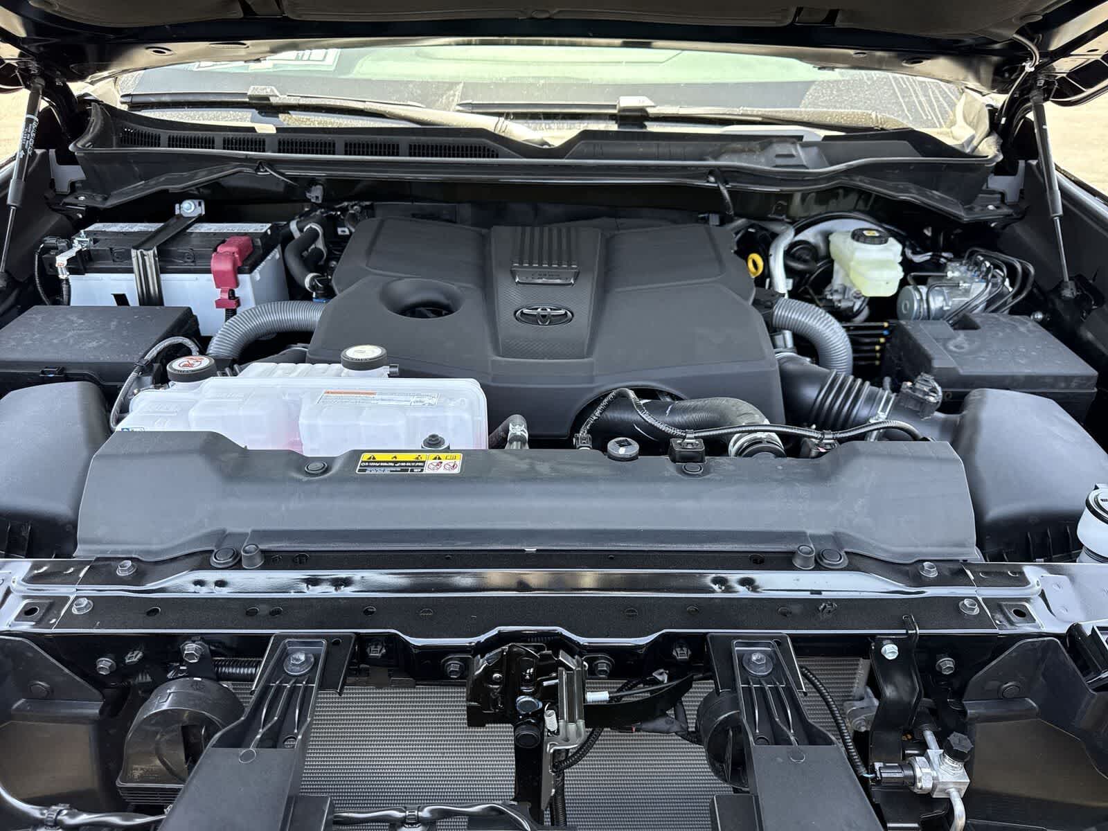 Thumbnail: 2025 Toyota Tundra - 32